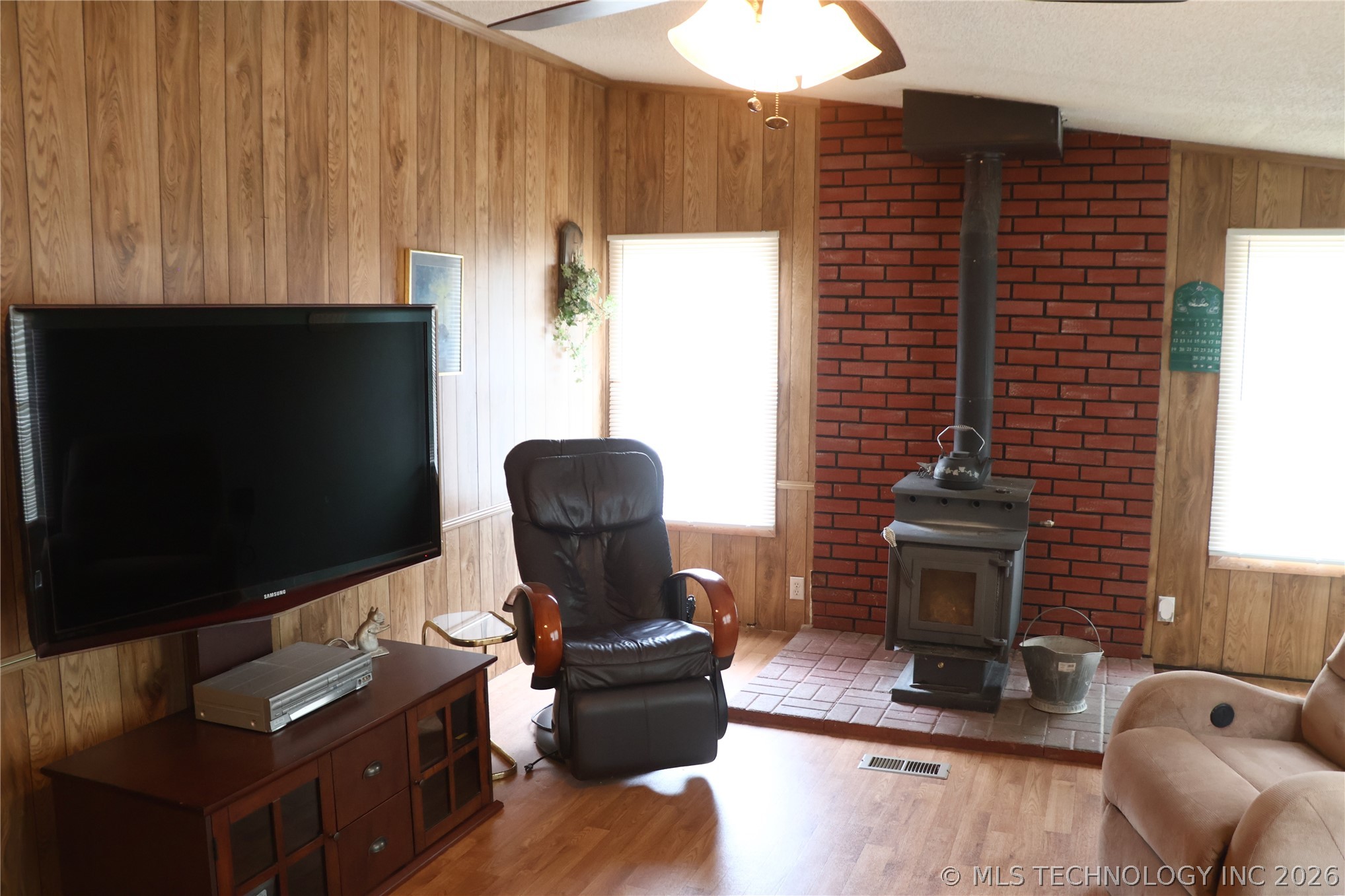 23760 210th Avenue Cameron OK 74932