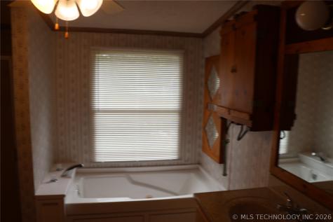23760 210TH Avenue Cameron OK 74932
