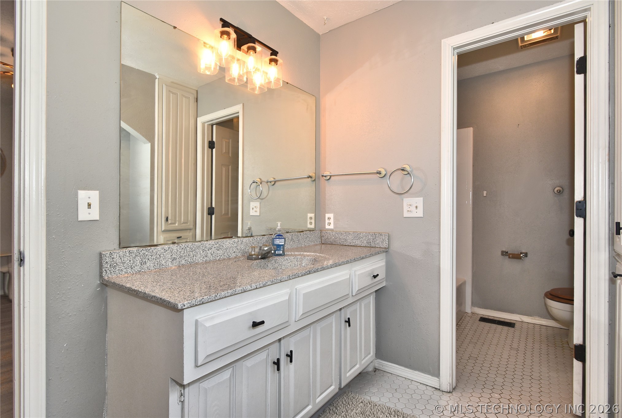 11712 S 98th East Avenue Bixby OK 74008