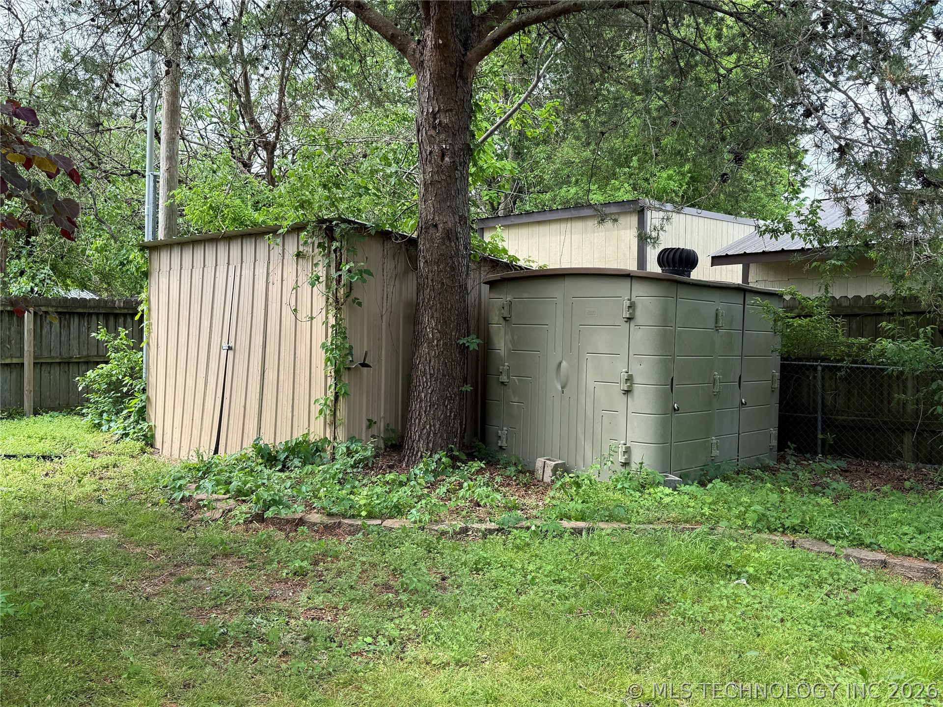 212 Belt Eufaula OK 74432