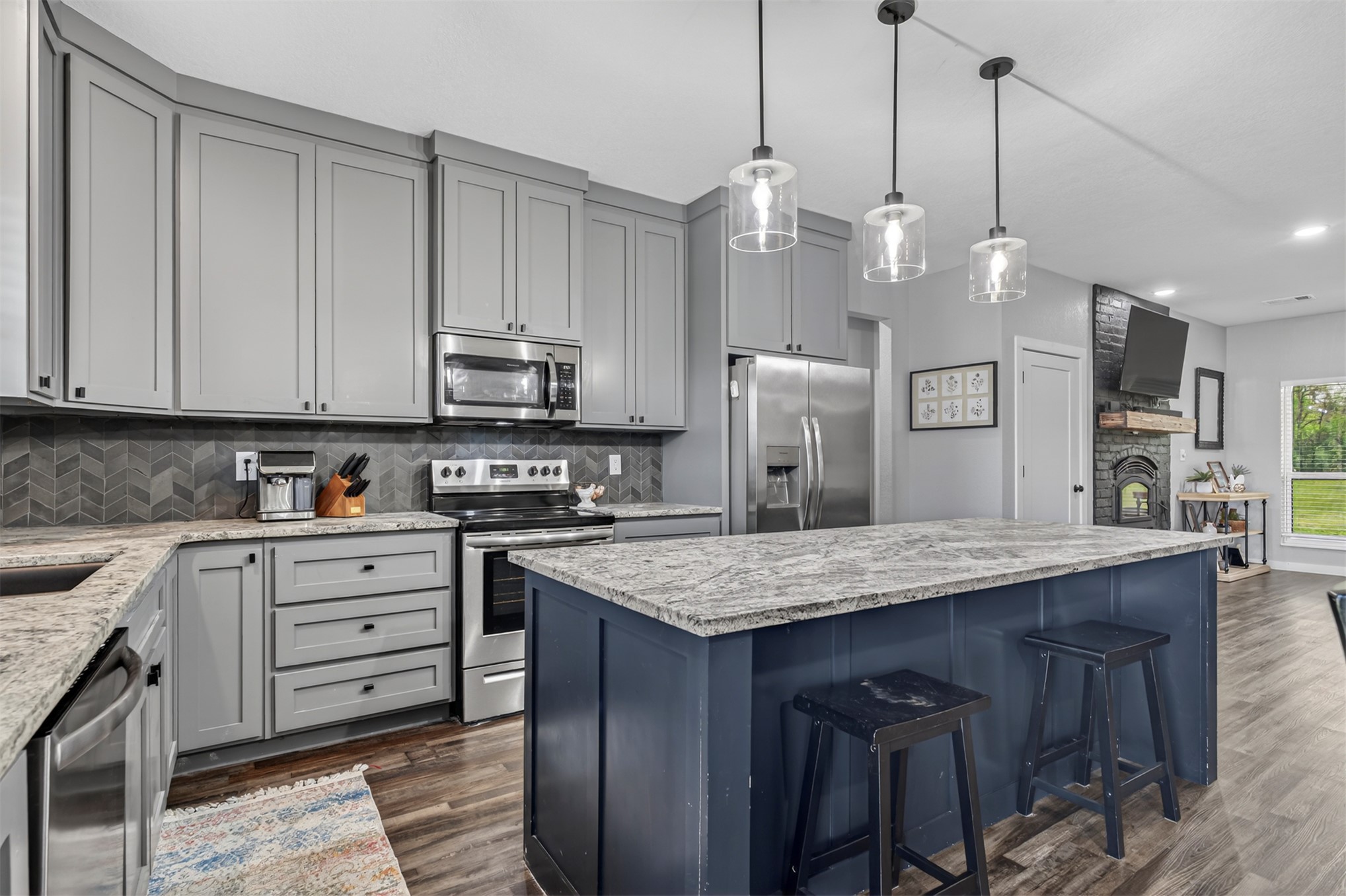3107 E Mckenzie Avenue Pocola OK 74902