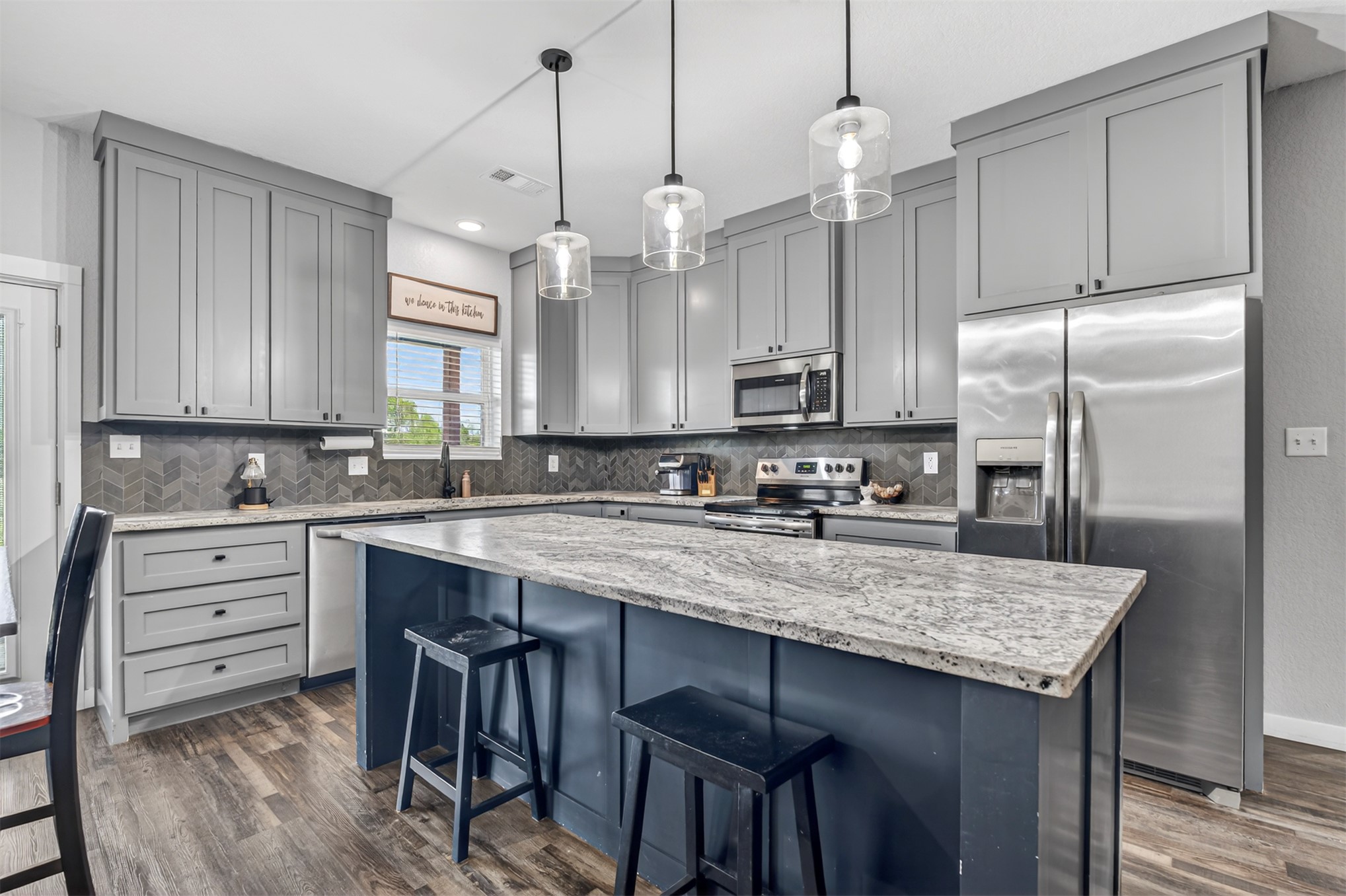 3107 E Mckenzie Avenue Pocola OK 74902