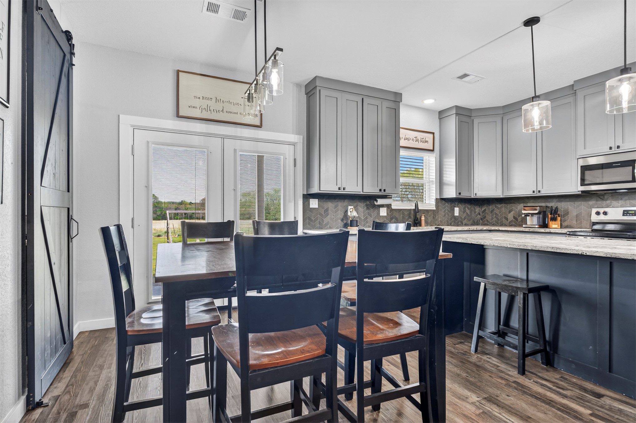 3107 E Mckenzie Avenue Pocola OK 74902