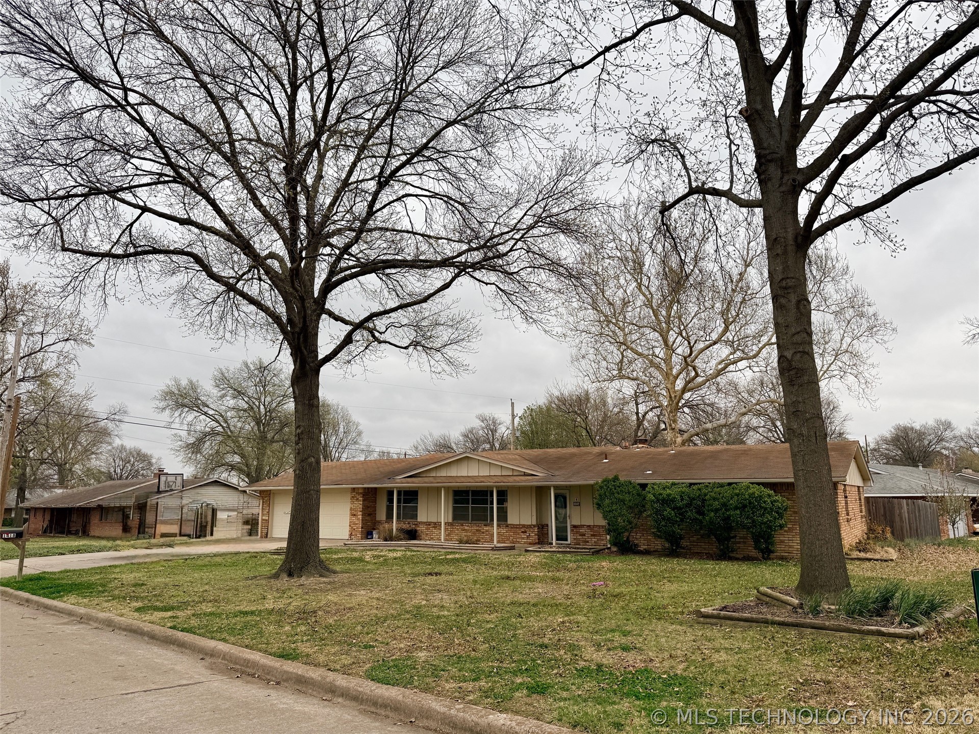1418 Grandview Road Bartlesville OK 74006