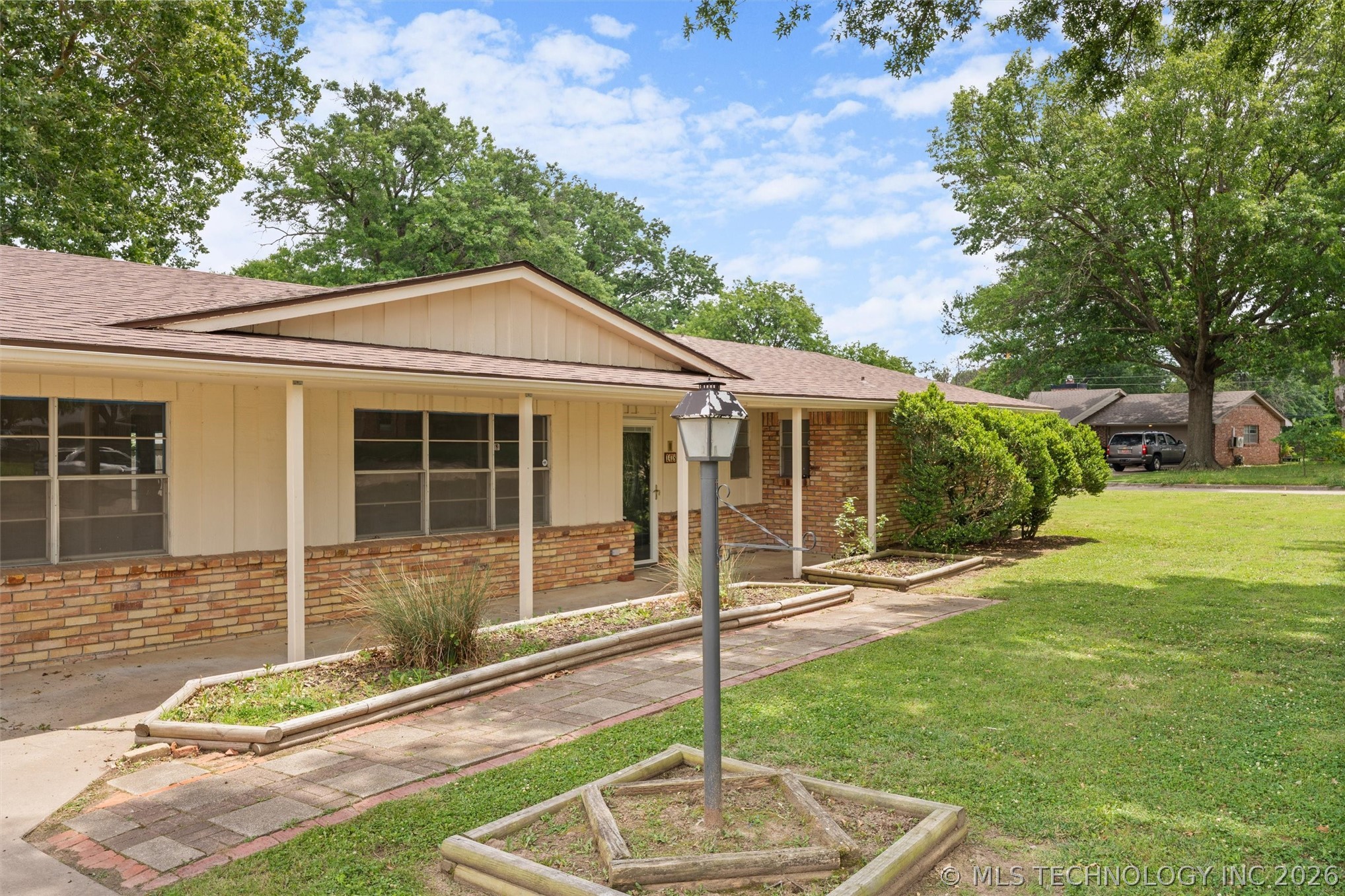1418 Grandview Road Bartlesville OK 74006