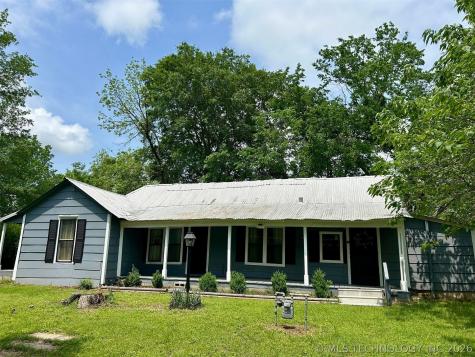 408 S Clark Street Coalgate OK 74538