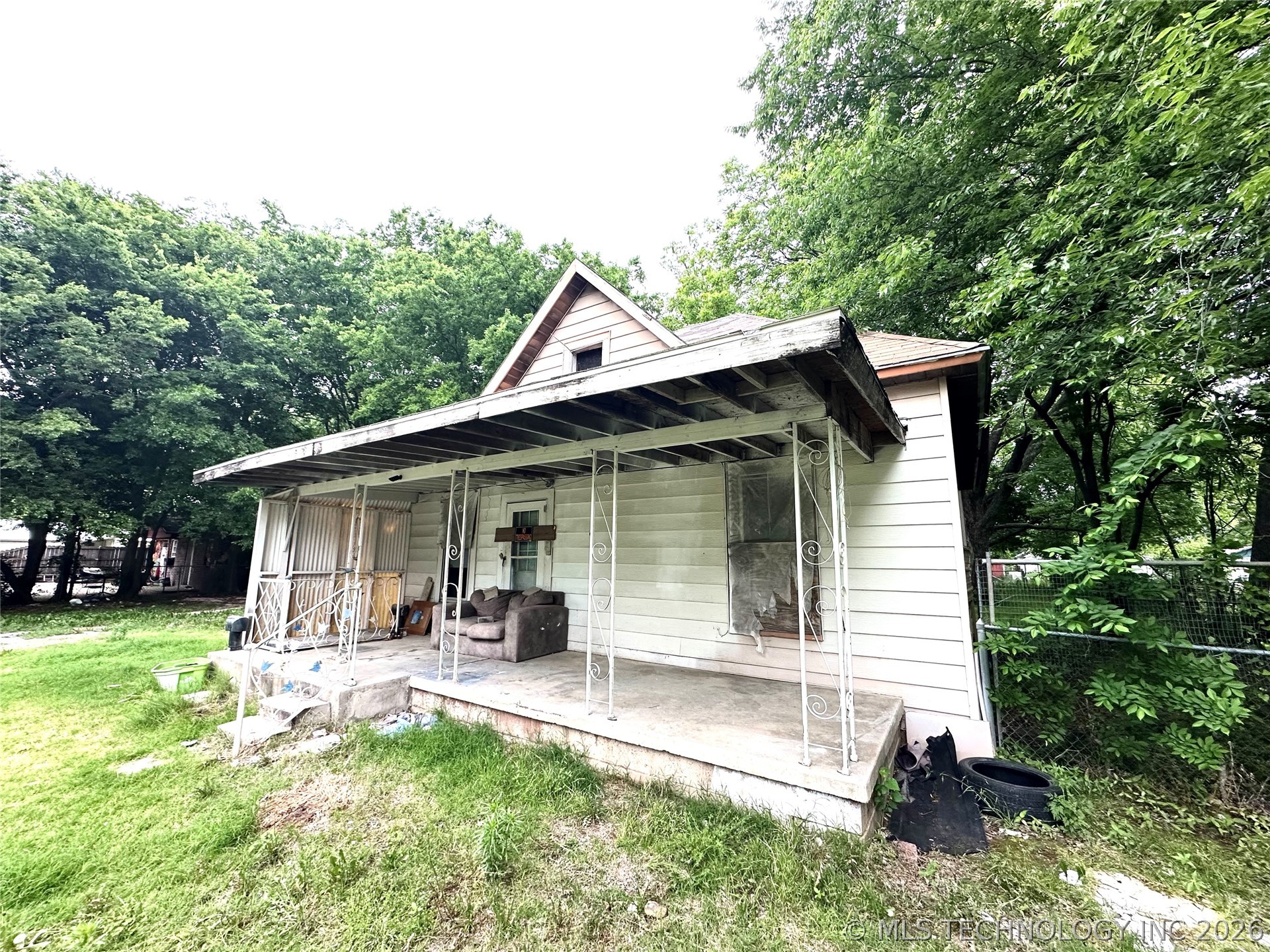 614 W 4th Ada OK 74820