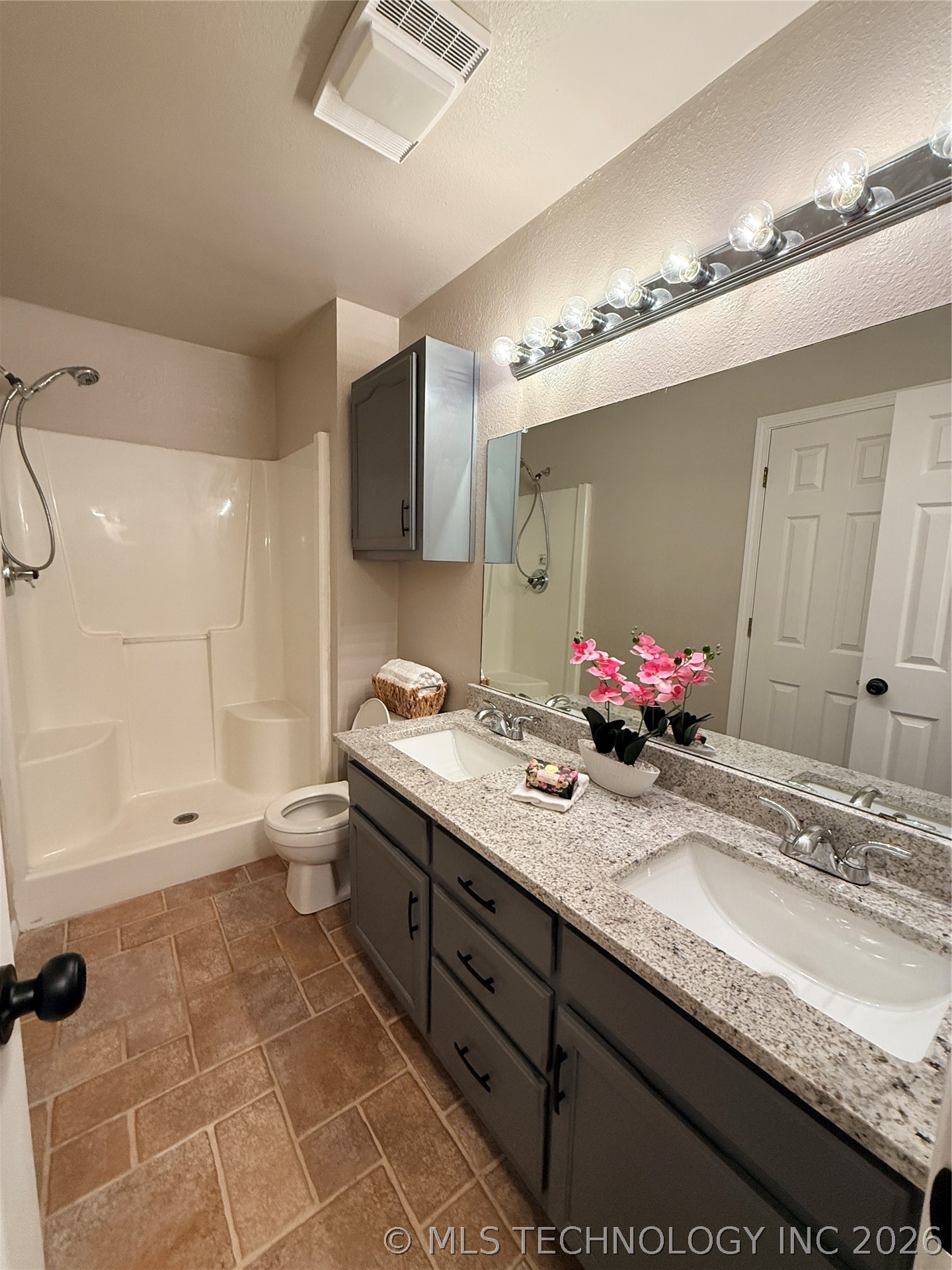 13010 E 77th Court Owasso OK 74055