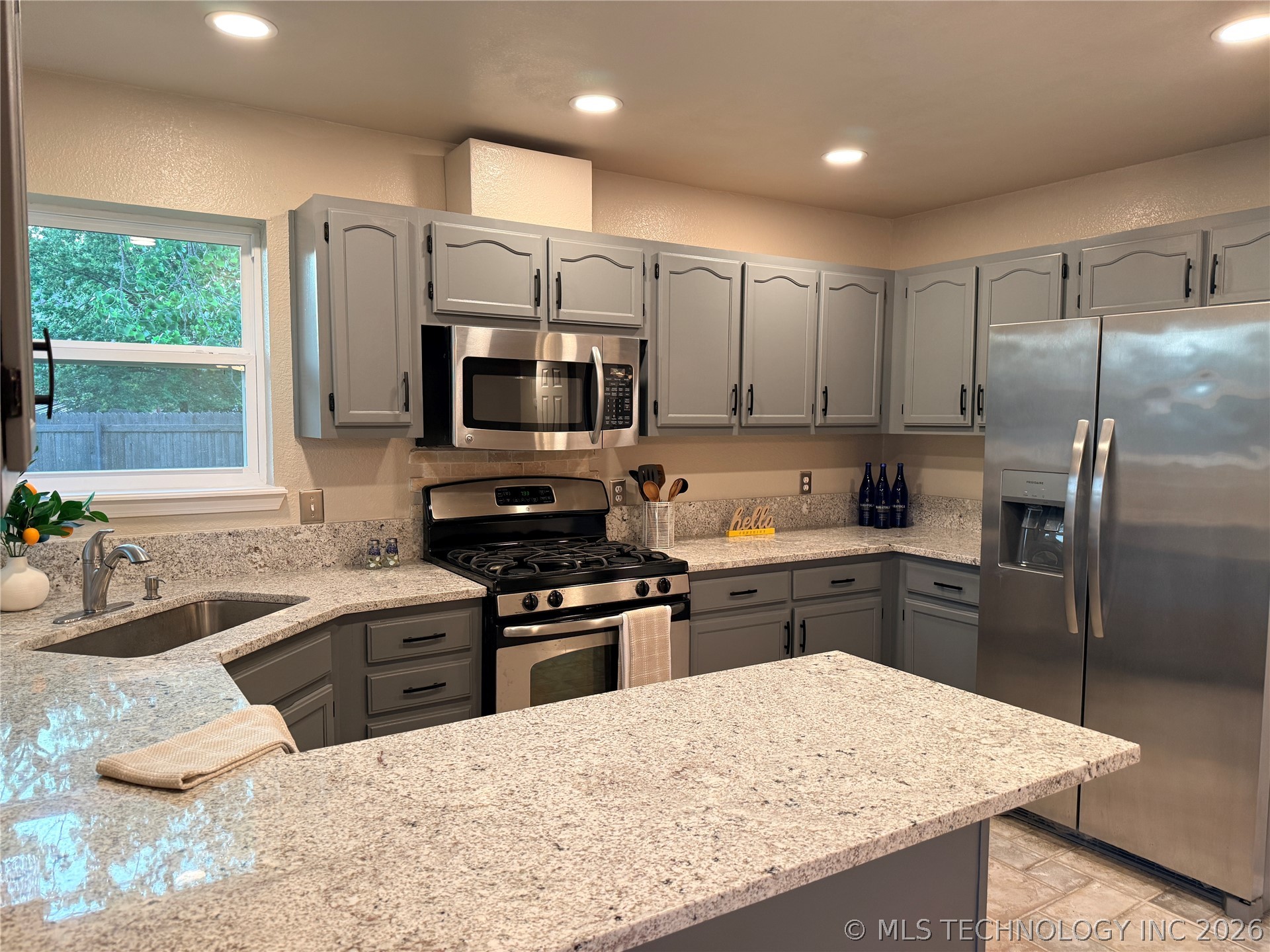 13010 E 77th Court Owasso OK 74055
