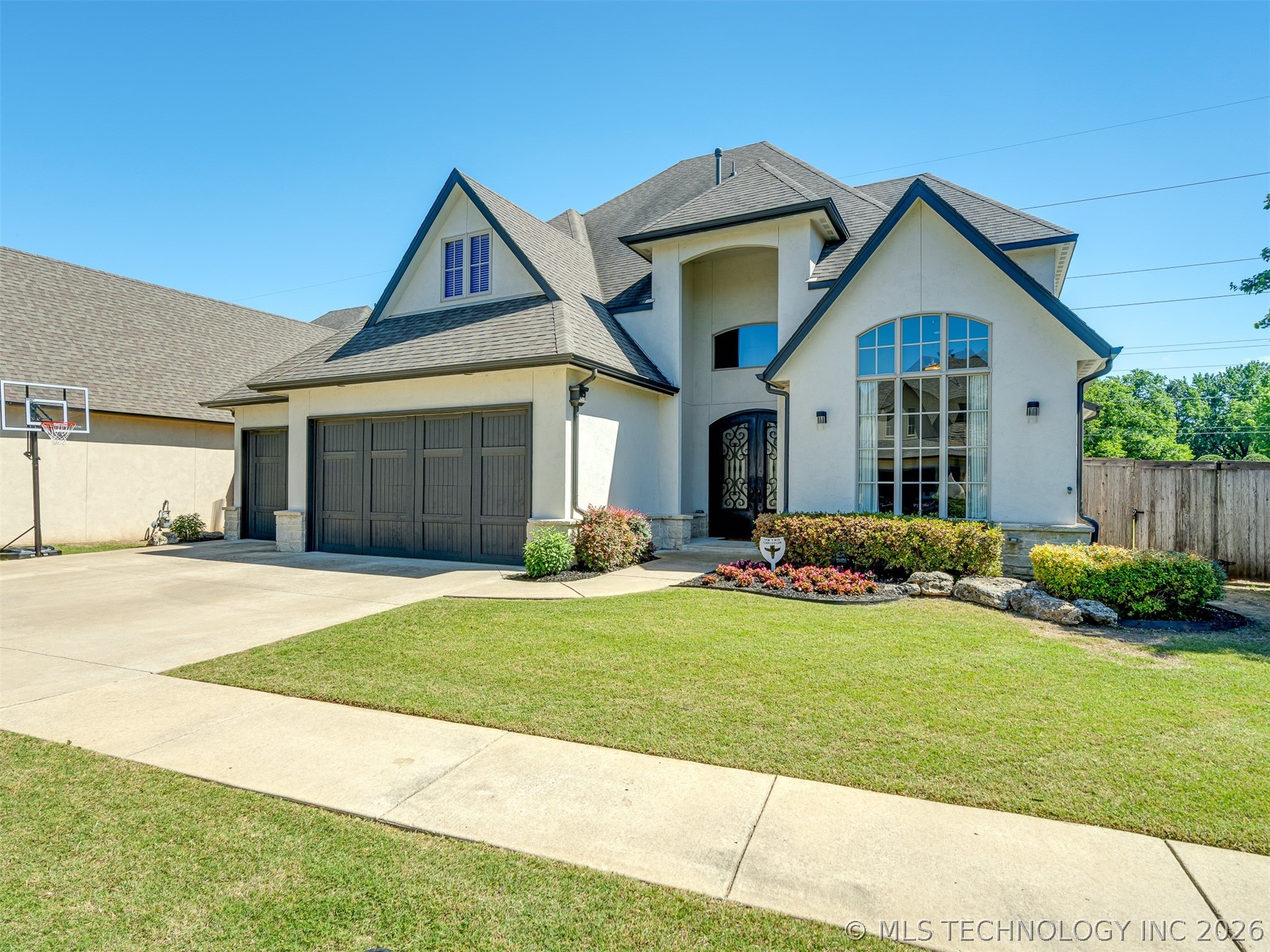 5902 E 110th Place Tulsa OK 74137