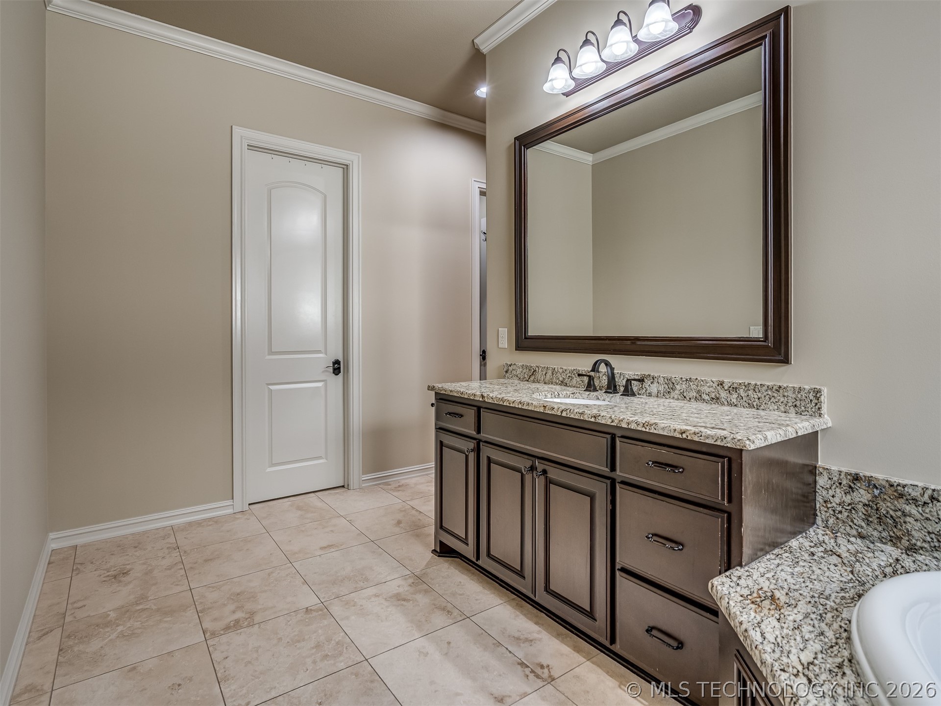 5902 E 110th Place Tulsa OK 74137