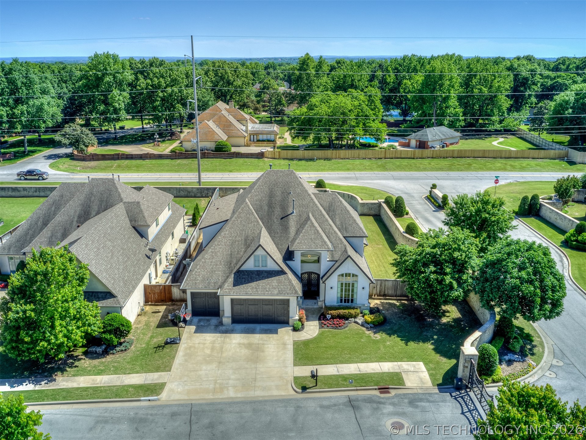 5902 E 110th Place Tulsa OK 74137