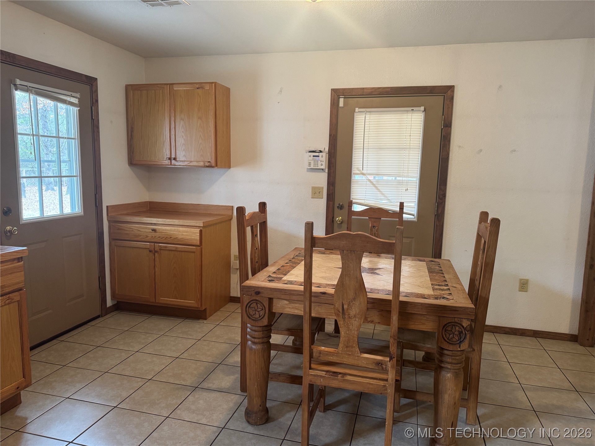 111 Hickory Cartwright OK 74731