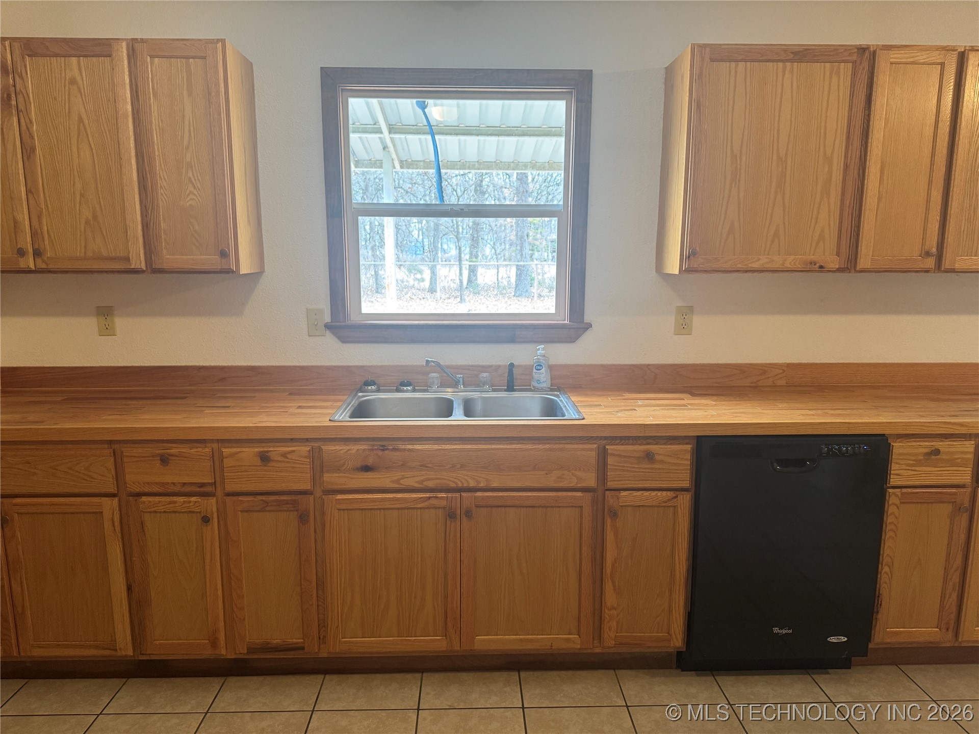 111 Hickory Cartwright OK 74731