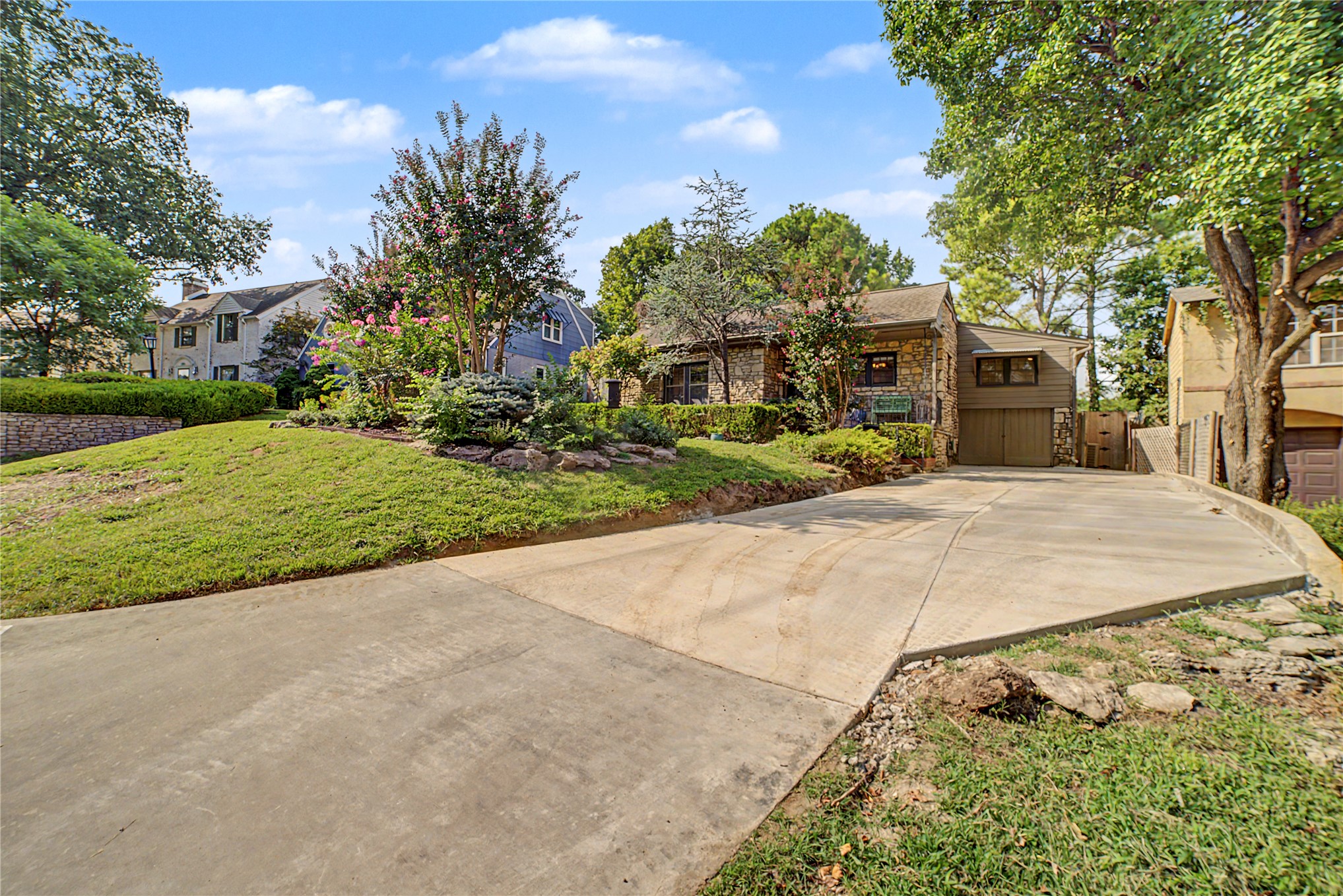 214 E 28th Street Tulsa OK 74114