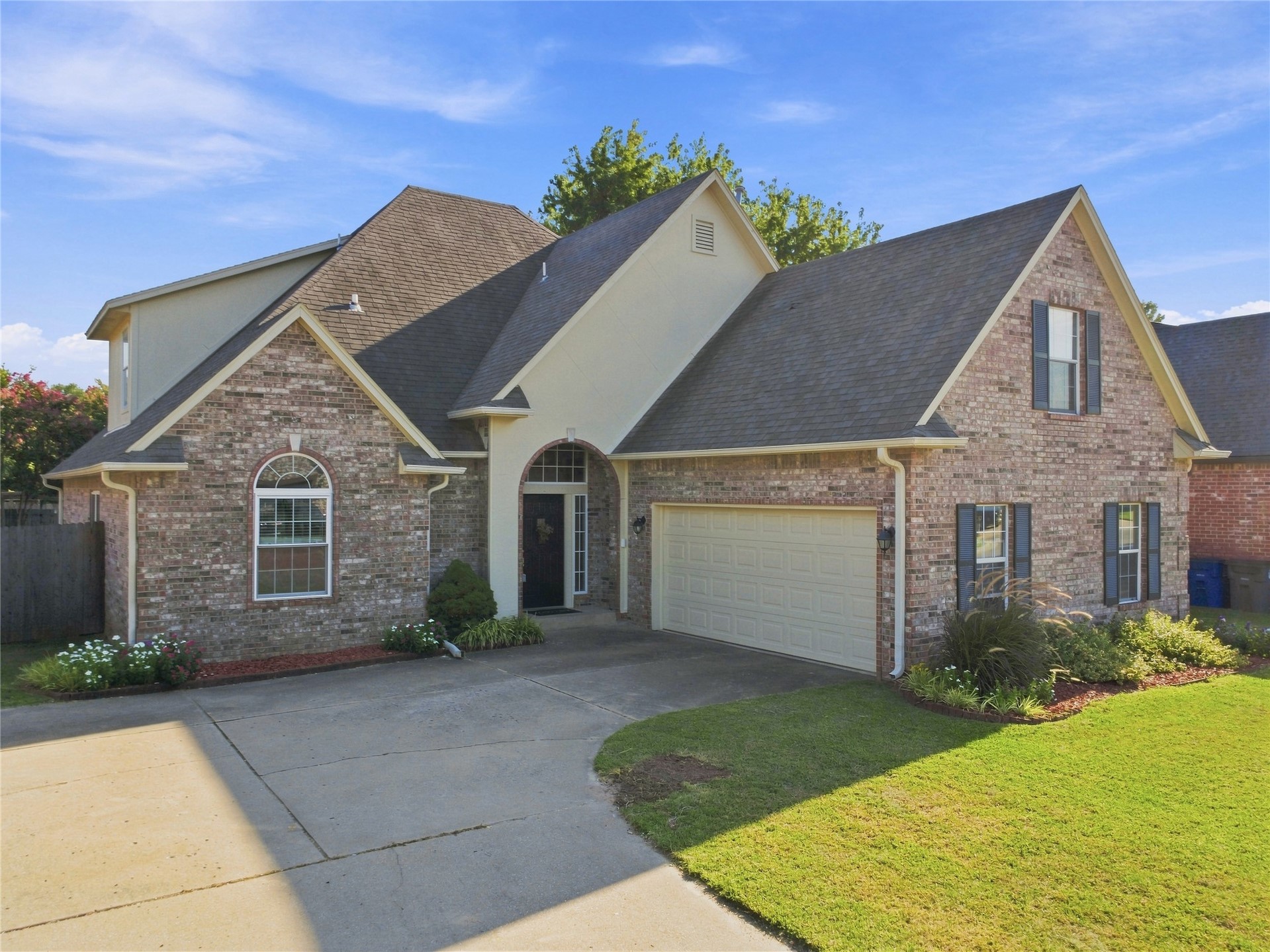 2914 E 101st Place Tulsa OK 74137