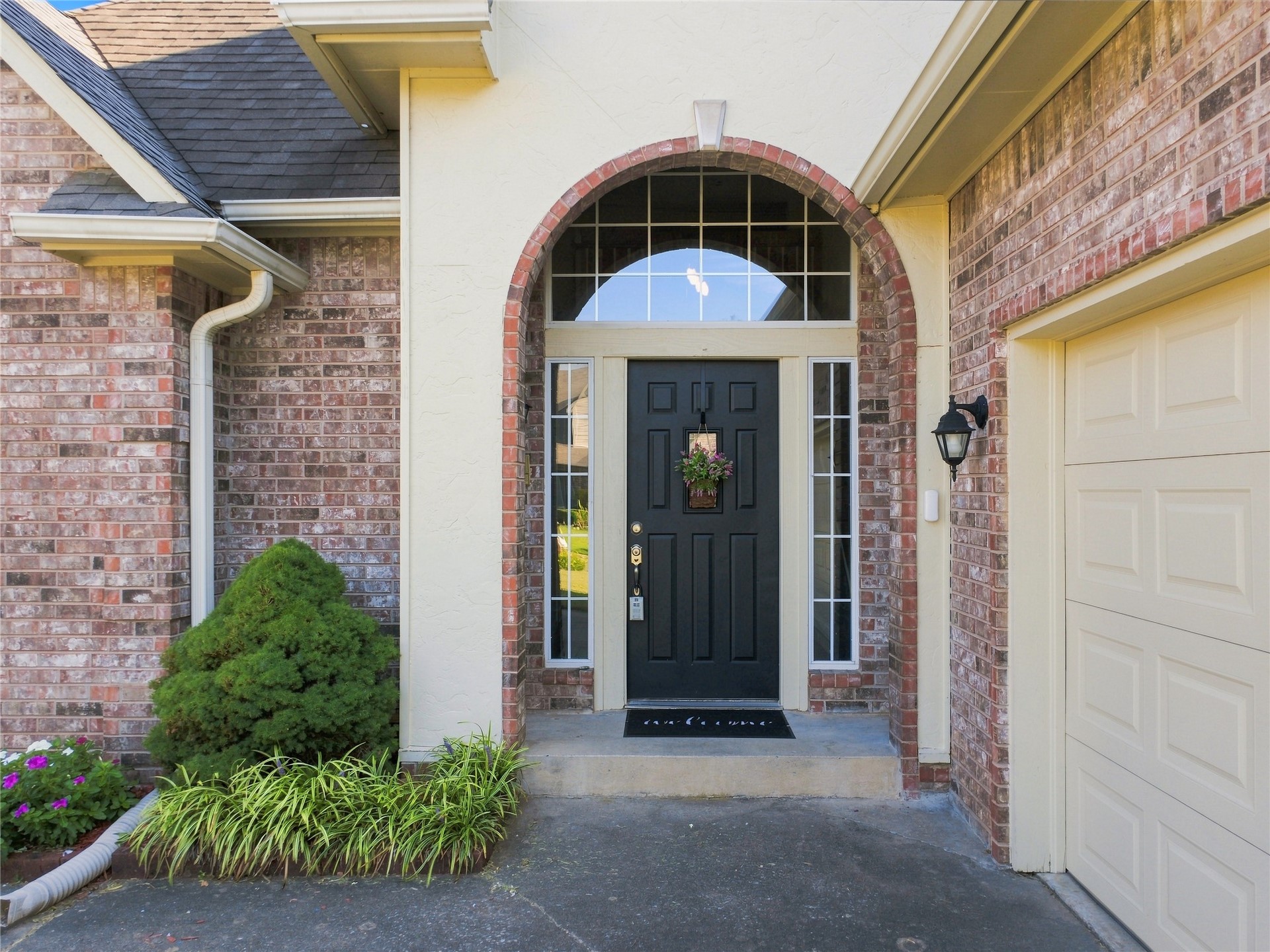 2914 E 101st Place Tulsa OK 74137
