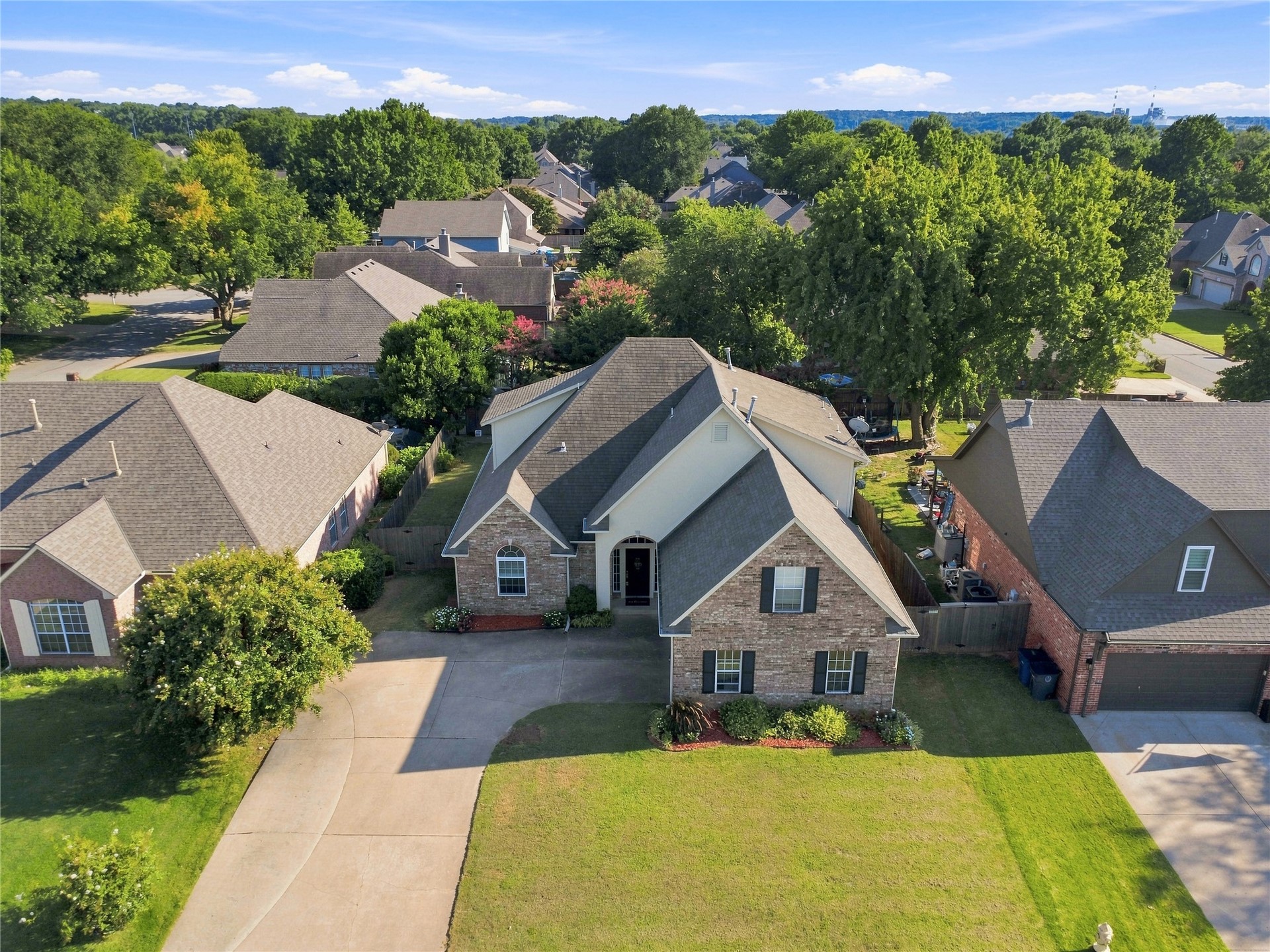 2914 E 101st Place Tulsa OK 74137