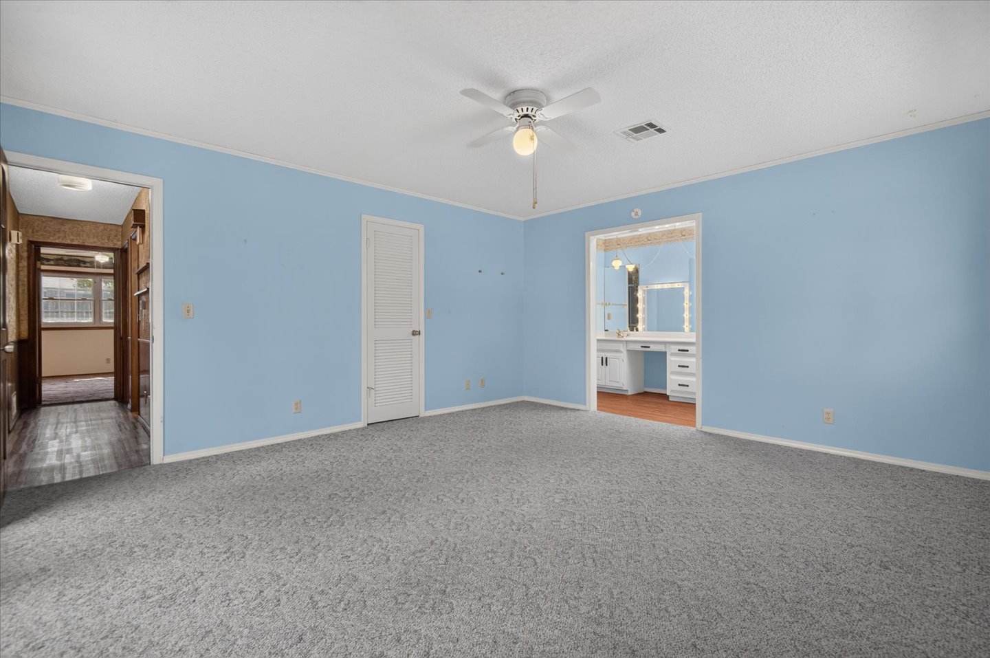 1913 Rolling Hills Drive Bartlesville OK 74006