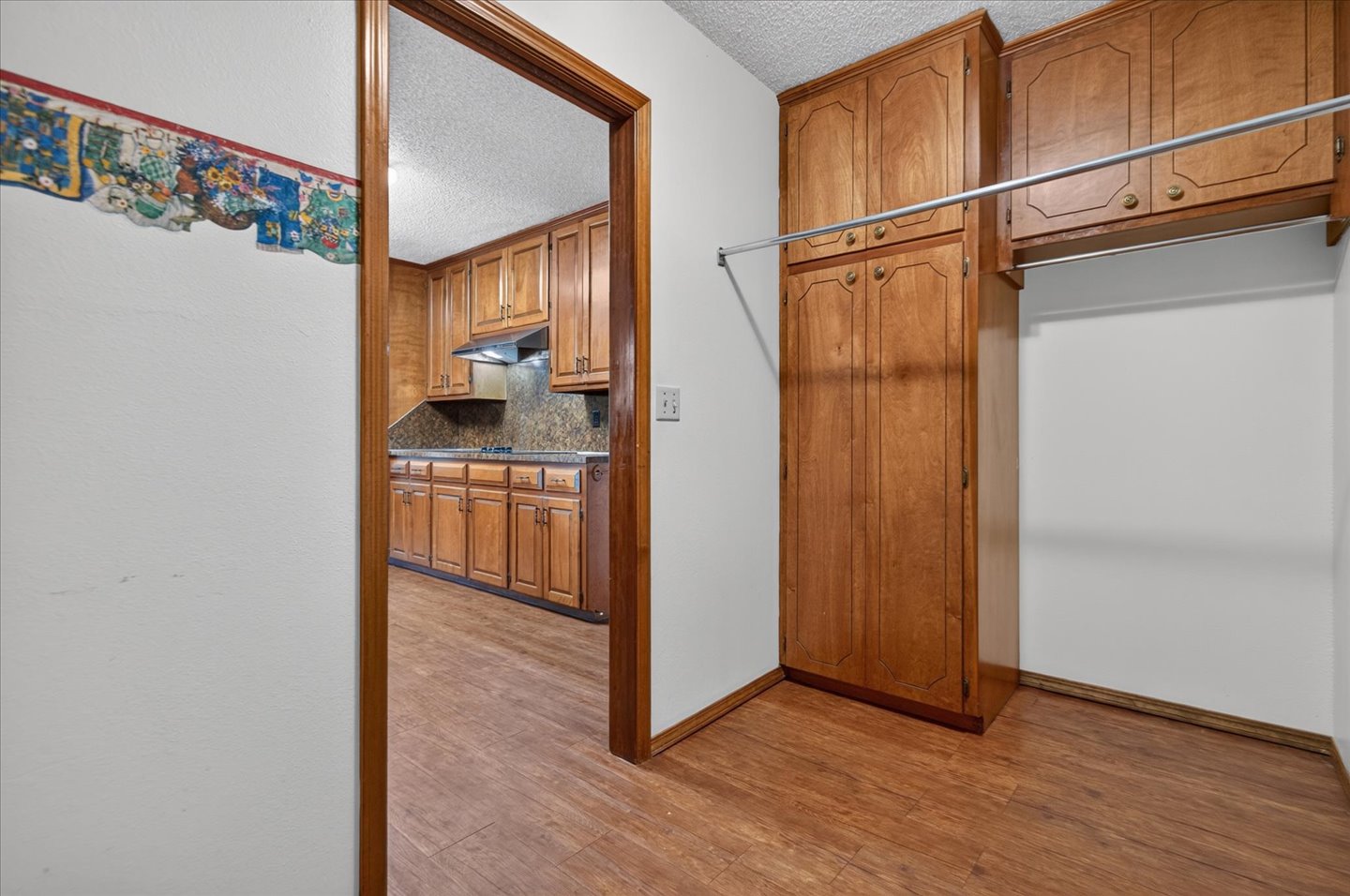 1913 Rolling Hills Drive Bartlesville OK 74006