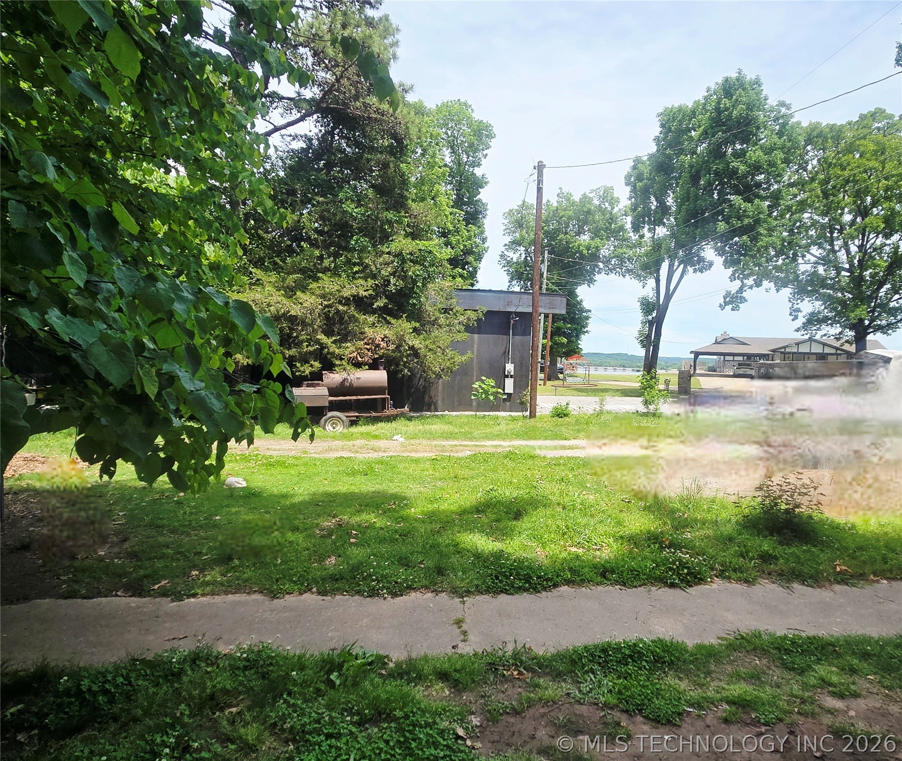 313 Big Bluff Pryor OK 74361