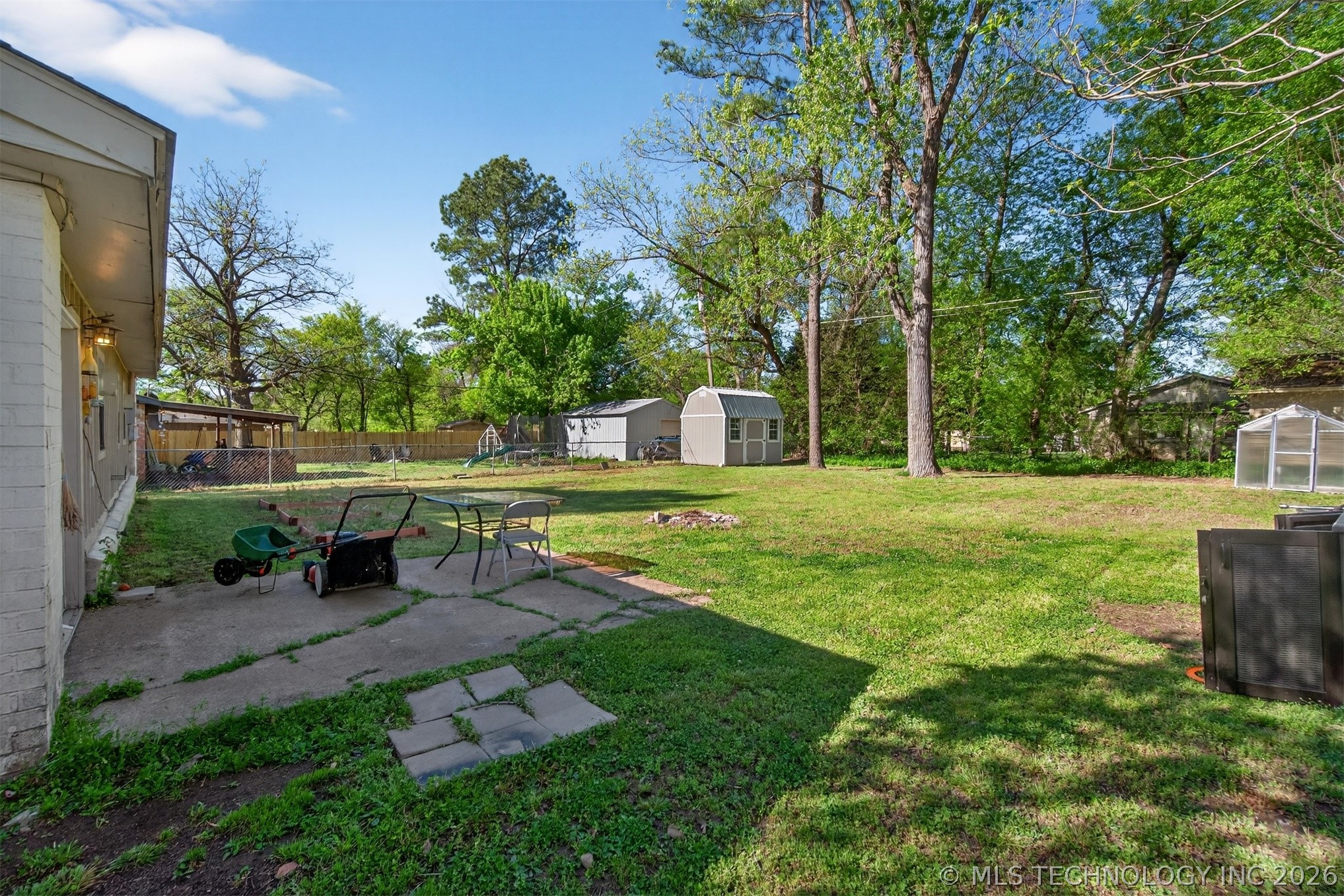 6 S Warren Street Kiefer OK 74041