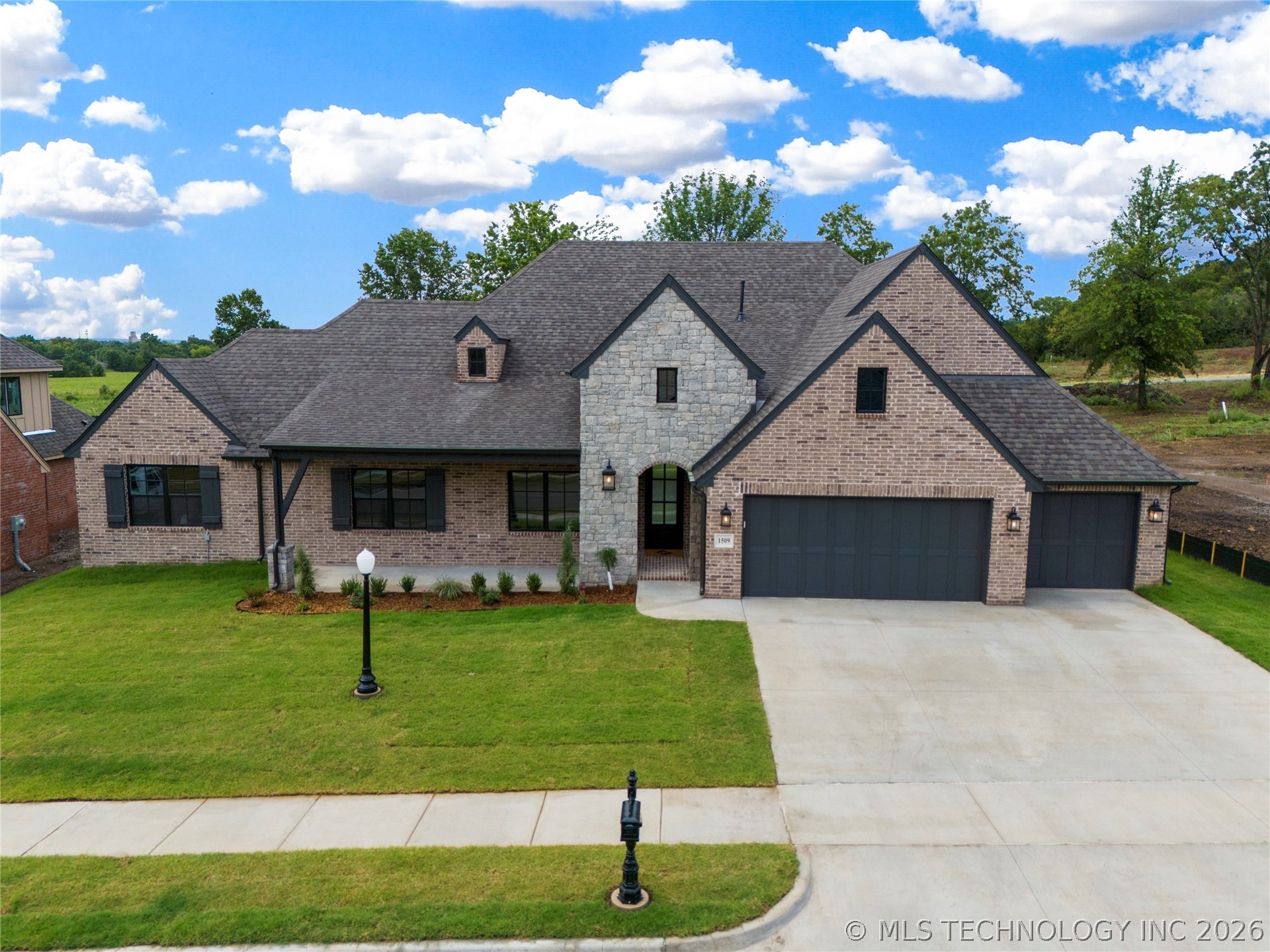 1509 Pinecrest Drive Claremore OK 74017