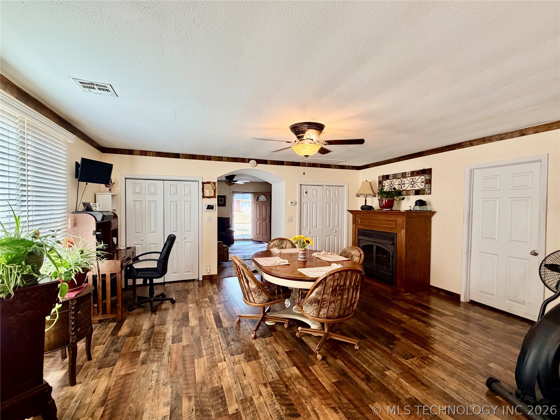 207 E Smith Street Henryetta OK 74437