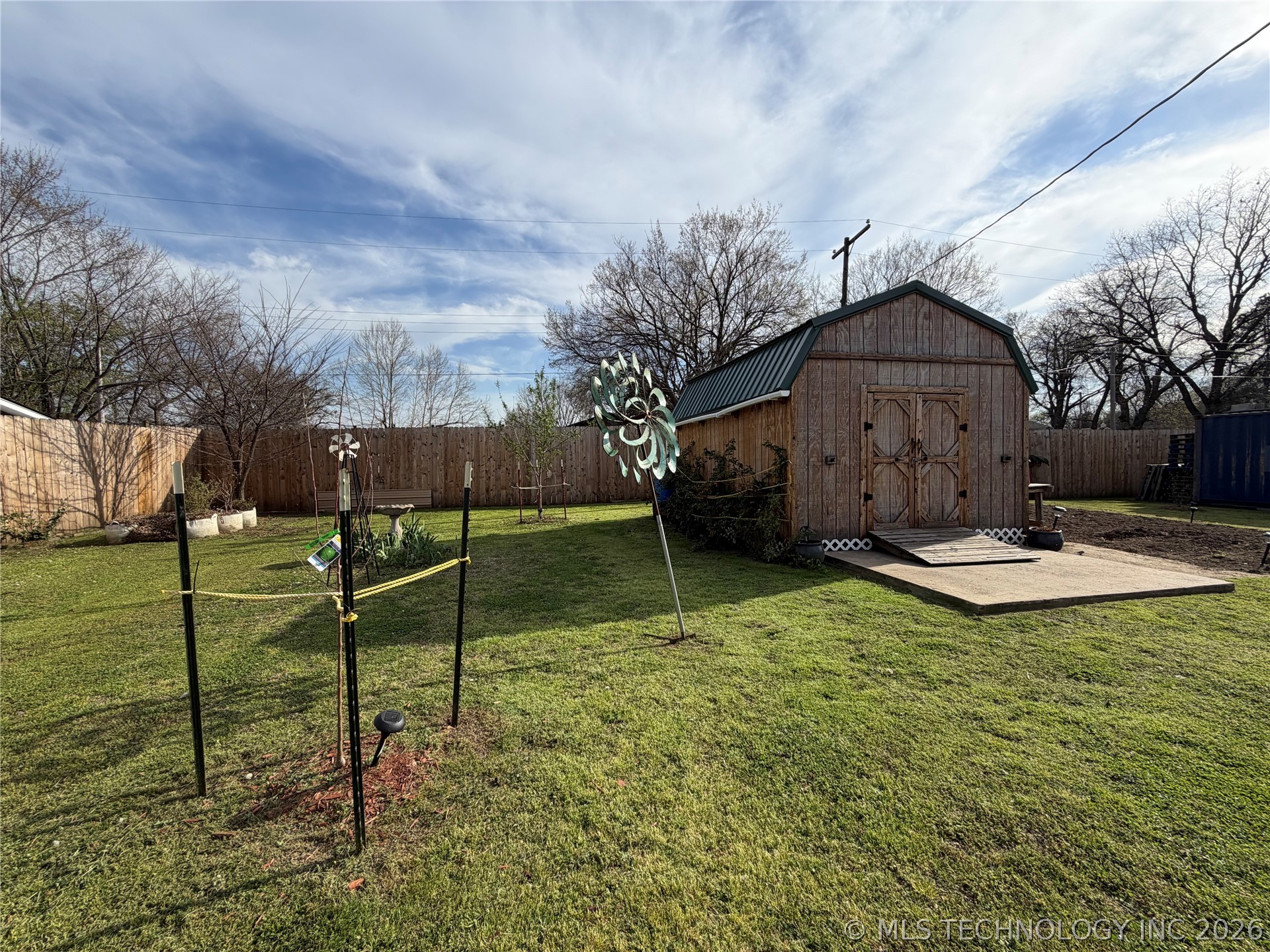 207 E Smith Street Henryetta OK 74437