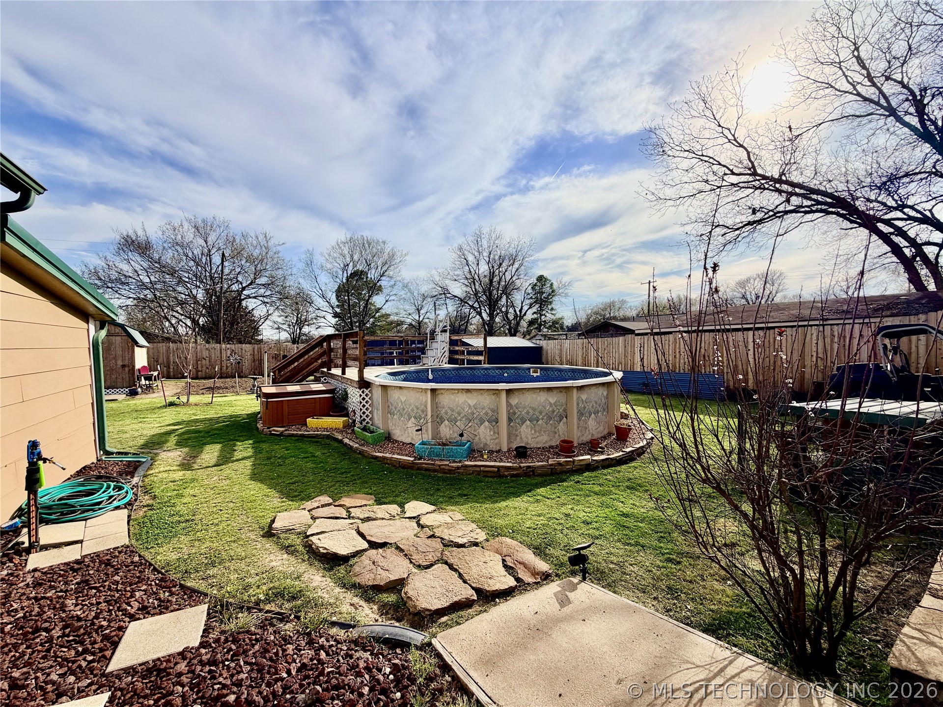 207 E Smith Street Henryetta OK 74437