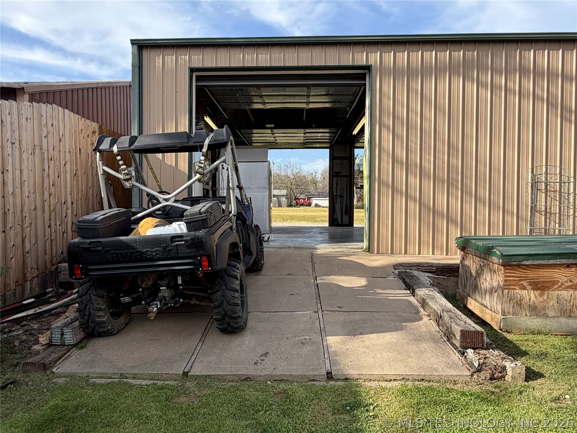 207 E Smith Street Henryetta OK 74437