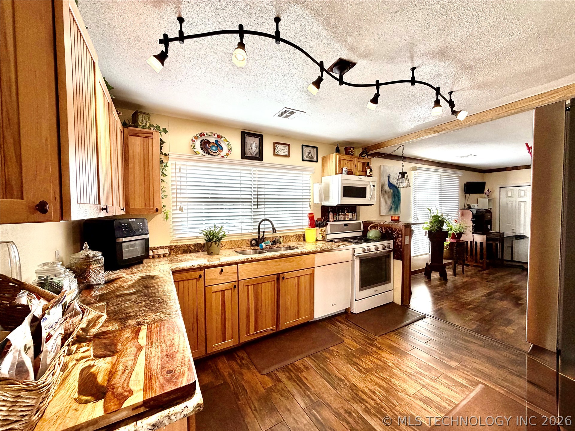 207 E Smith Street Henryetta OK 74437