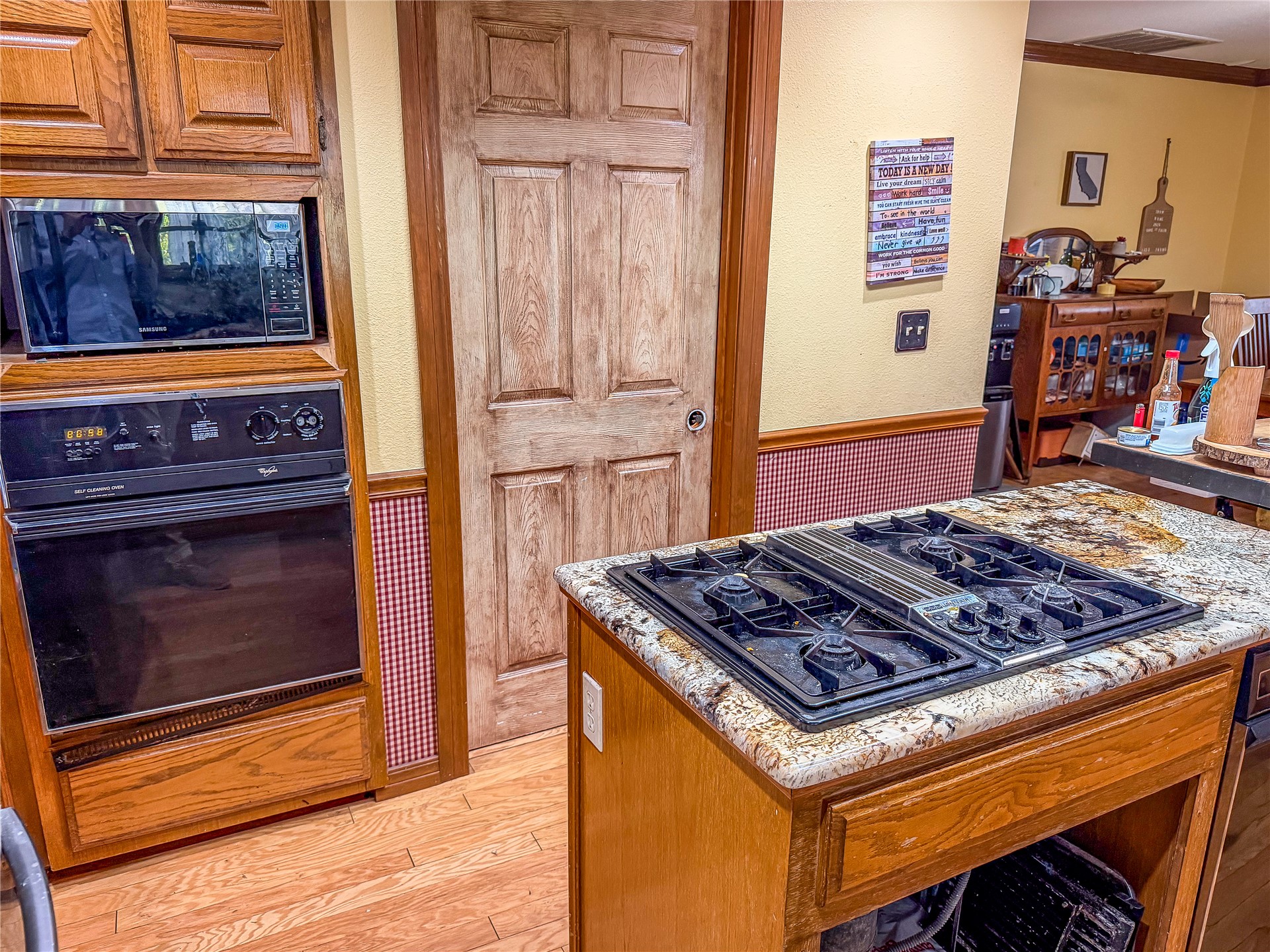6180 E 560 Locust Grove OK 74352