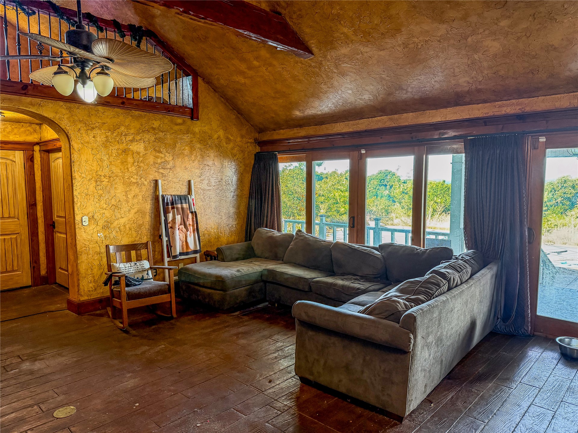 6180 E 560 Locust Grove OK 74352