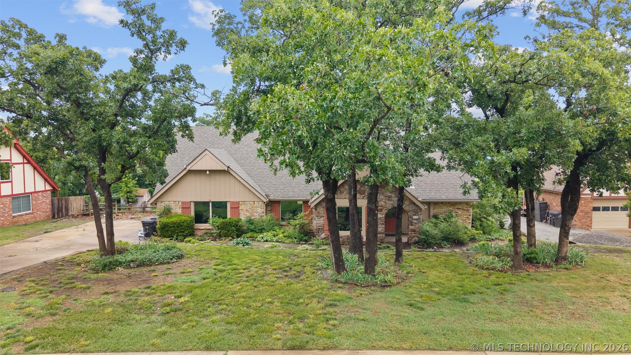2516 Mountain Road Bartlesville OK 74003