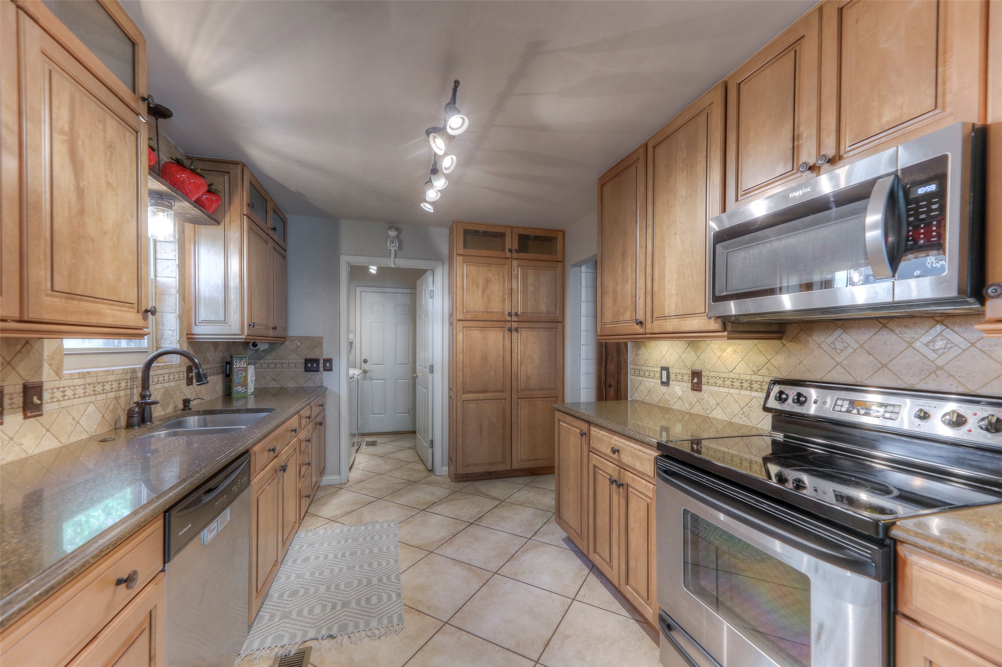 1608 S Fir Avenue Broken Arrow OK 74012