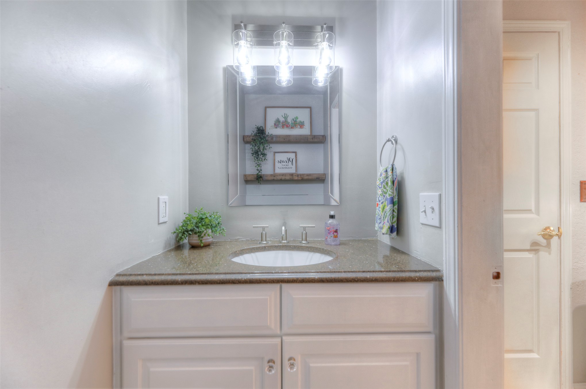 1608 S Fir Avenue Broken Arrow OK 74012