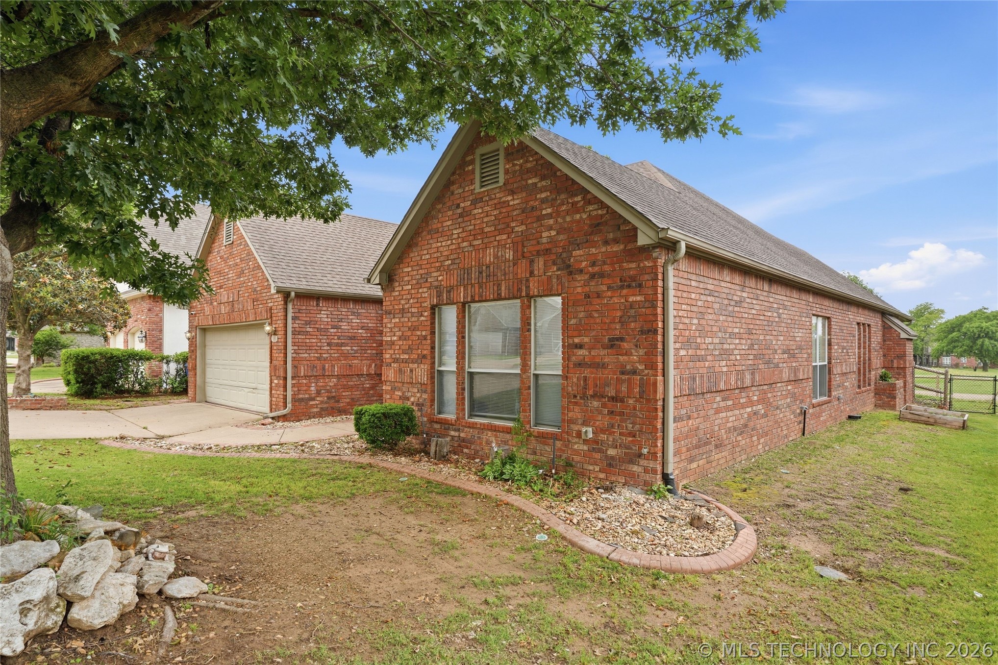 3404 N Battle Creek Drive Broken Arrow OK 74012
