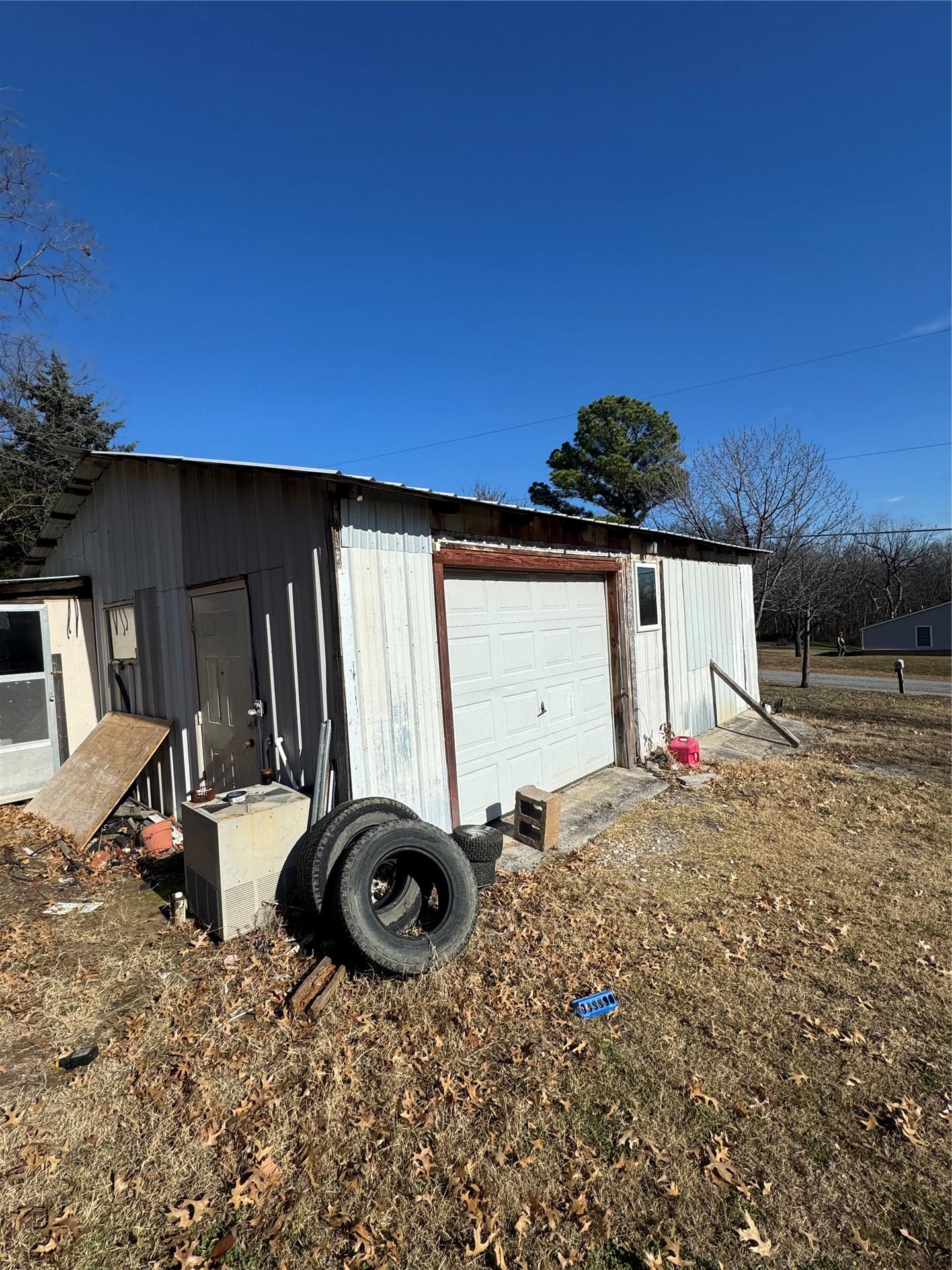 8782 S 432 Chouteau OK 74337