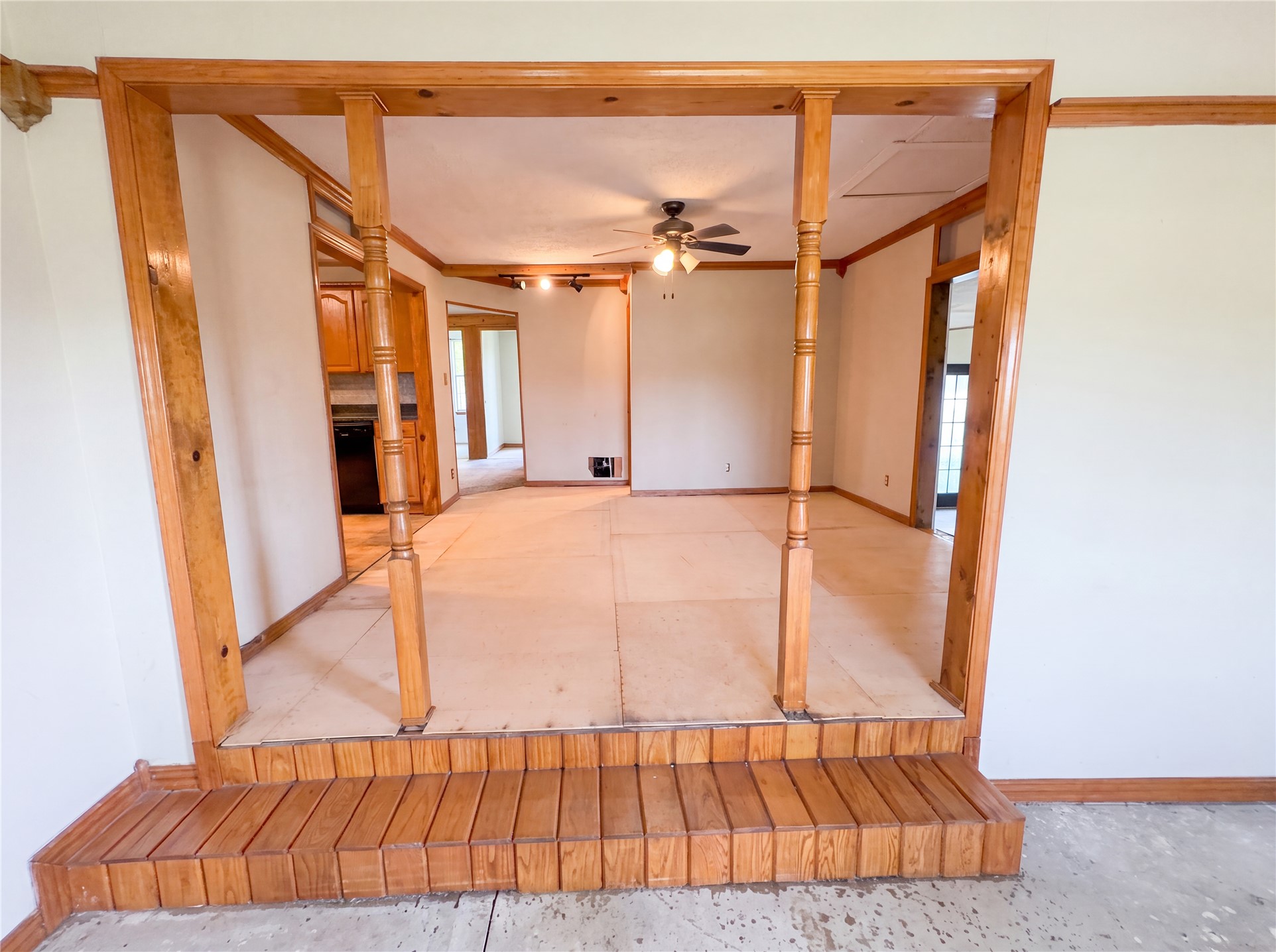 20509 E Reno Avenue Harrah OK 73045
