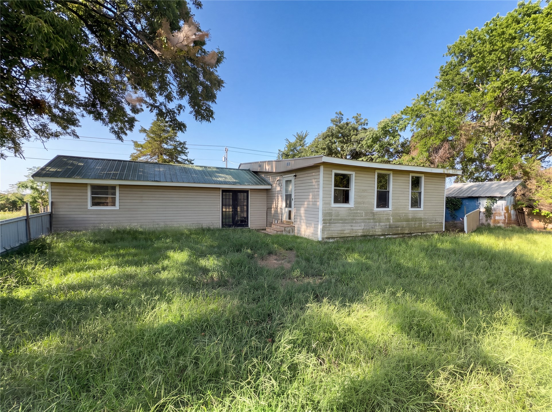 20509 E Reno Avenue Harrah OK 73045