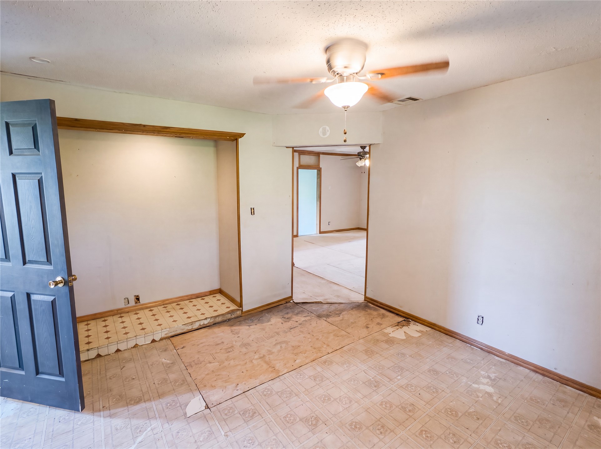 20509 E Reno Avenue Harrah OK 73045