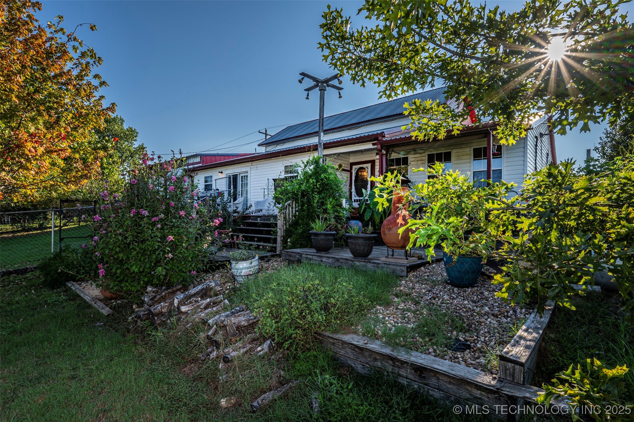 5472 S Highway 377 Kingston OK 73439