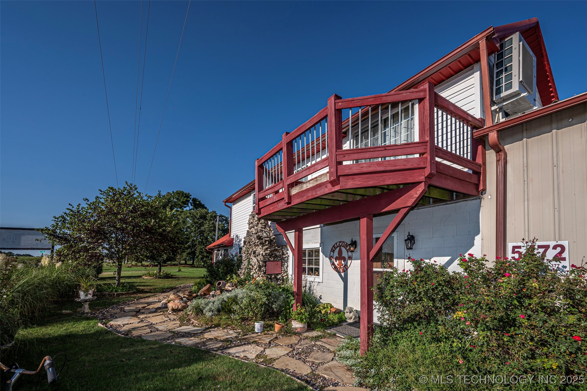 5472 S Highway 377 Kingston OK 73439