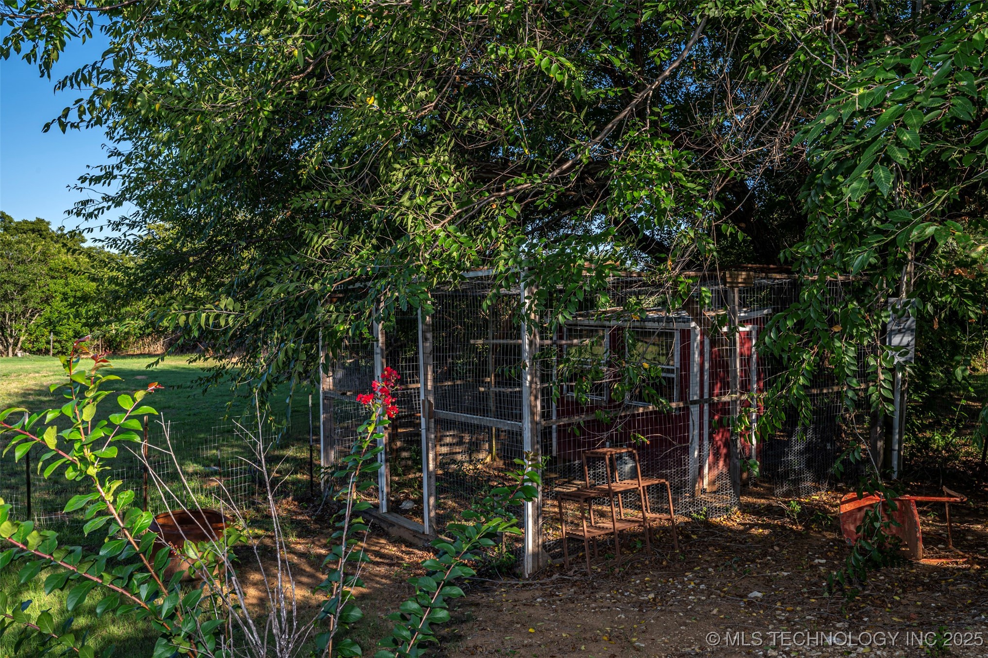 5472 S Highway 377 Kingston OK 73439