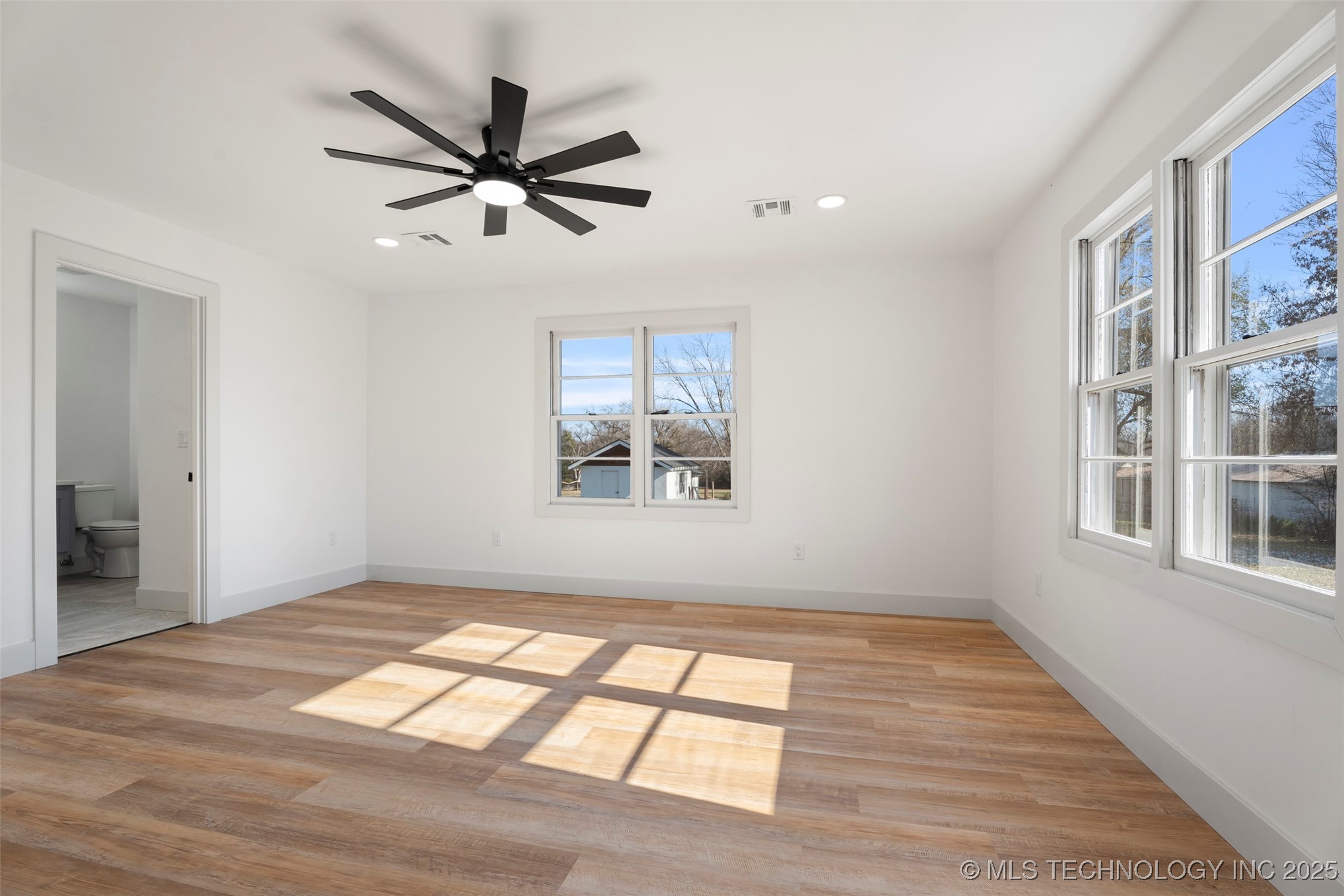 1505 East Street SW Miami OK 74354