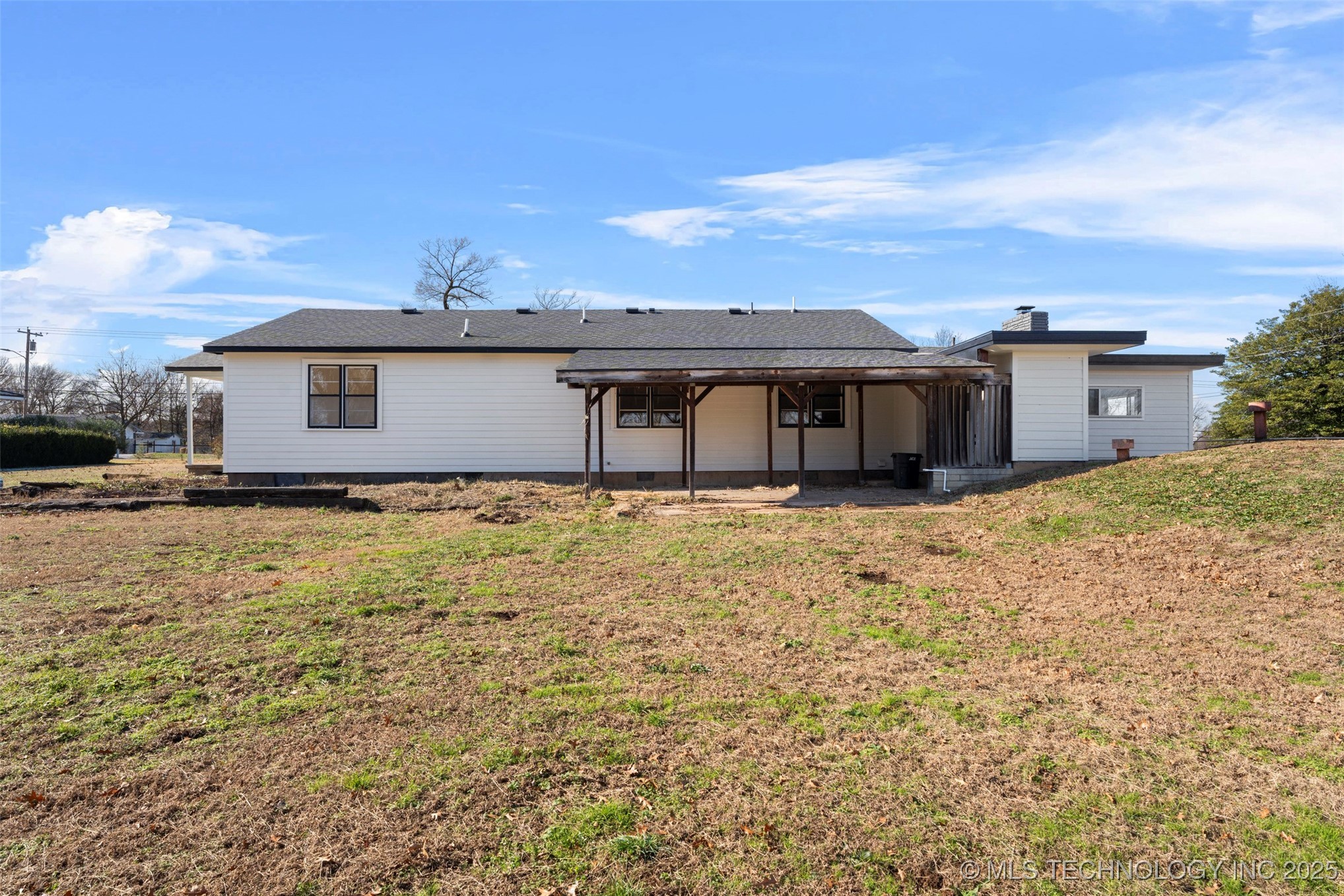 1505 East Street SW Miami OK 74354