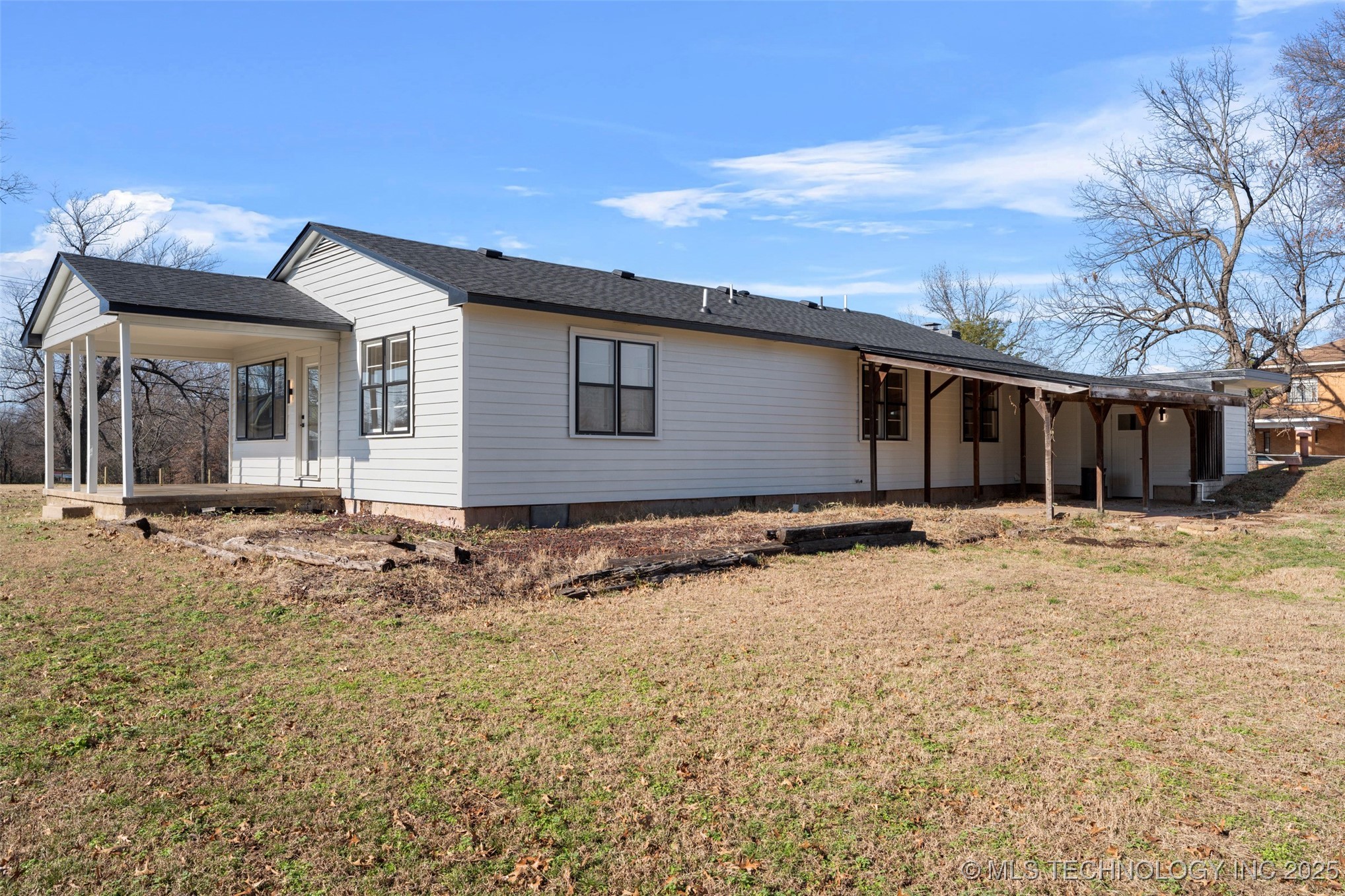 1505 East Street SW Miami OK 74354