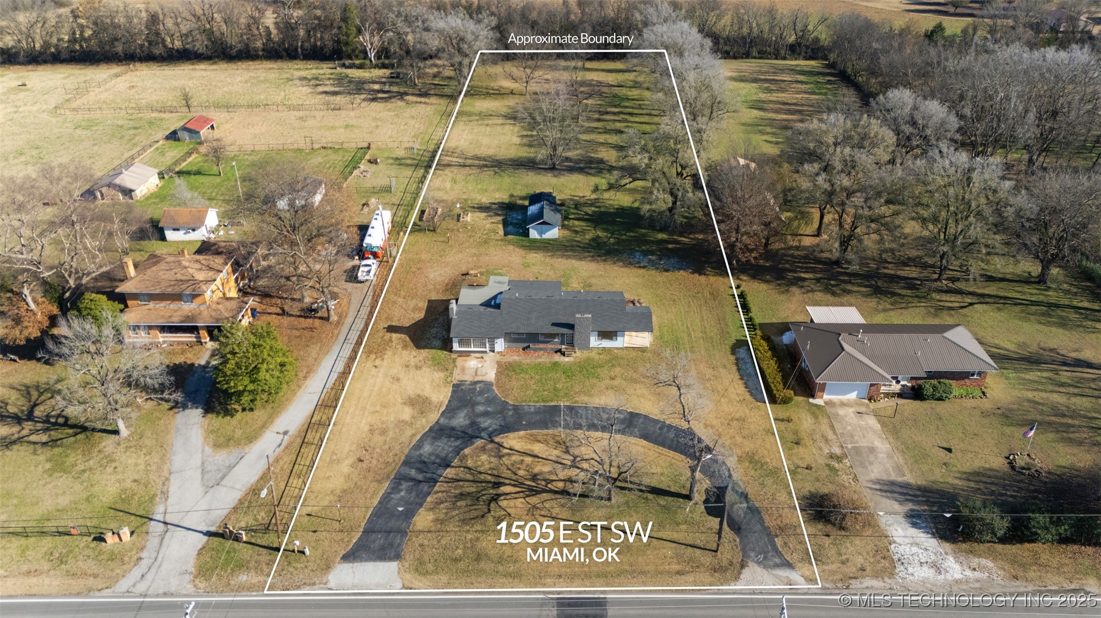 1505 East Street SW Miami OK 74354