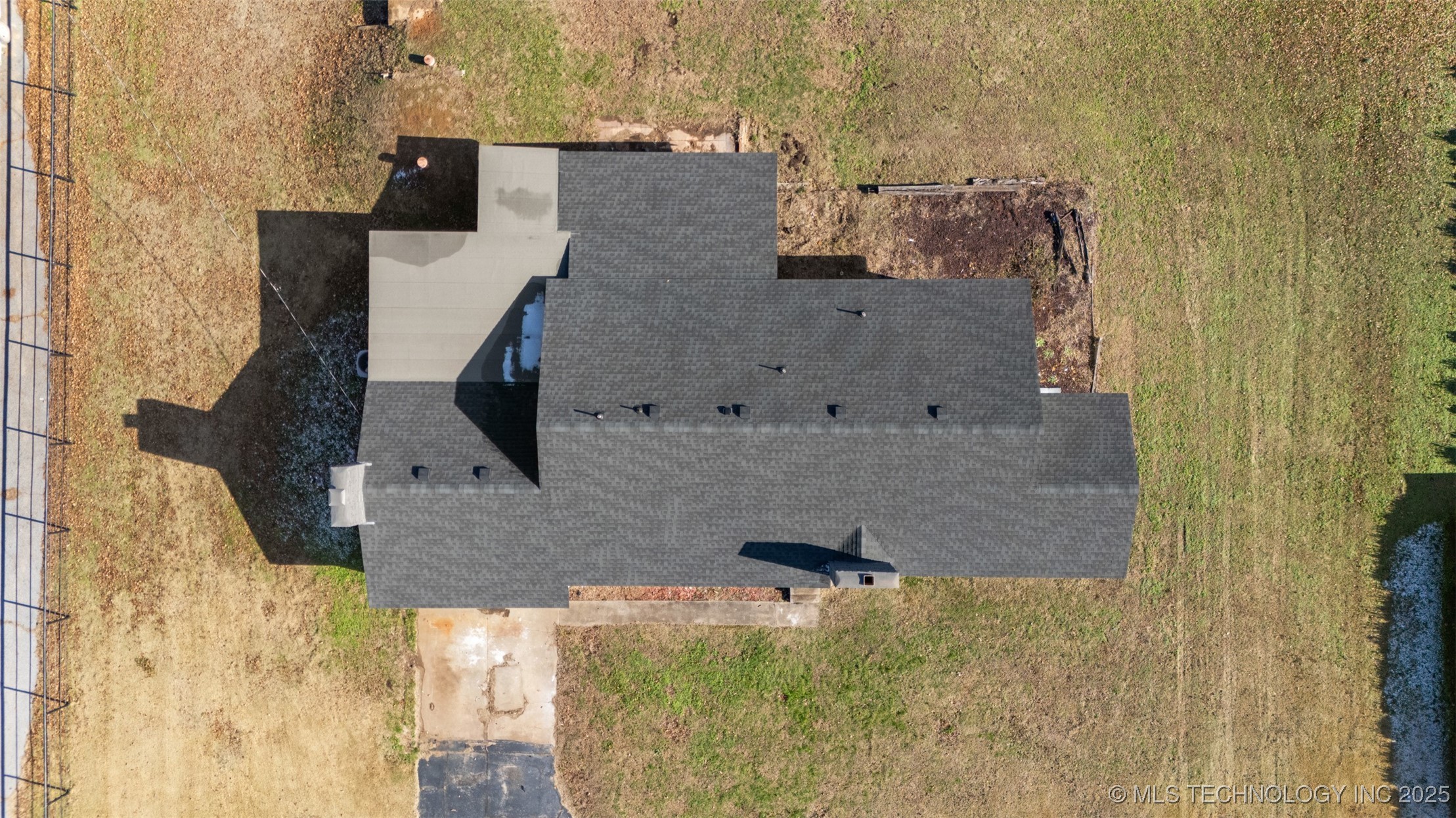 1505 East Street SW Miami OK 74354